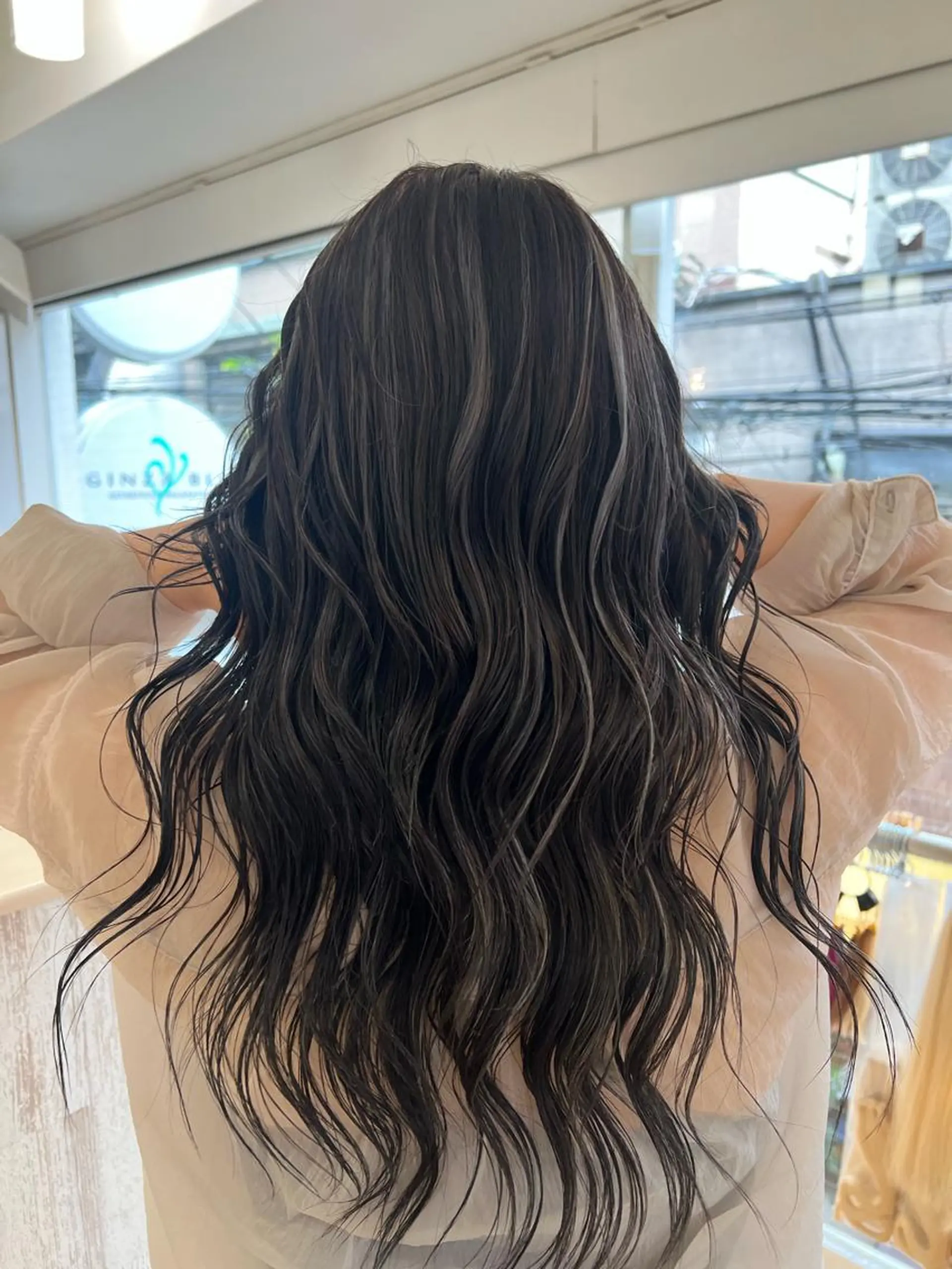 セミロング カラー ヘアアレンジ カット ヘアカラー トリートメント 久米 治仁のヘアスタイル