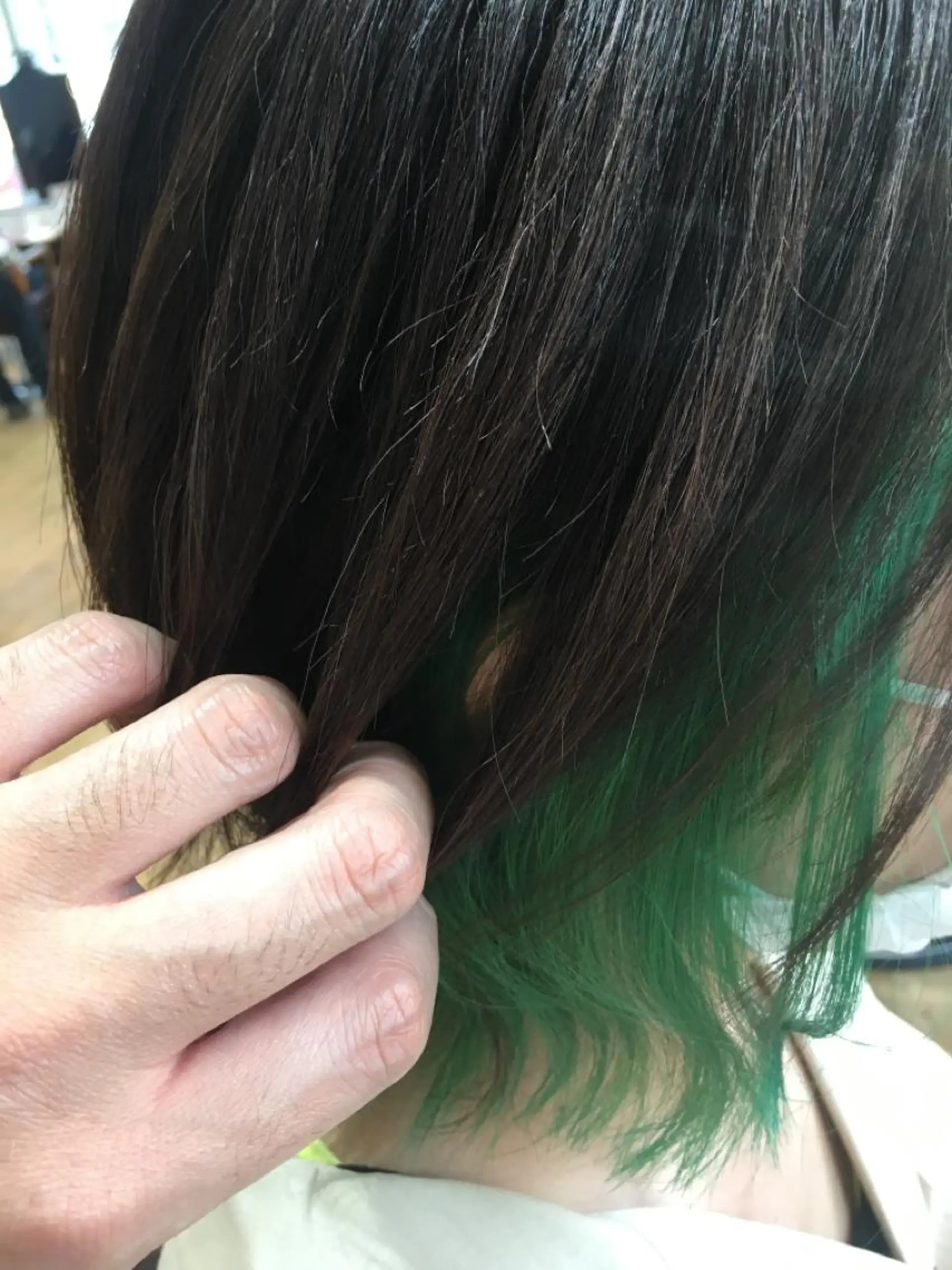 ショート カラー ブリーチ カット ヘアカラー 鈴木 マサアキのヘアスタイル