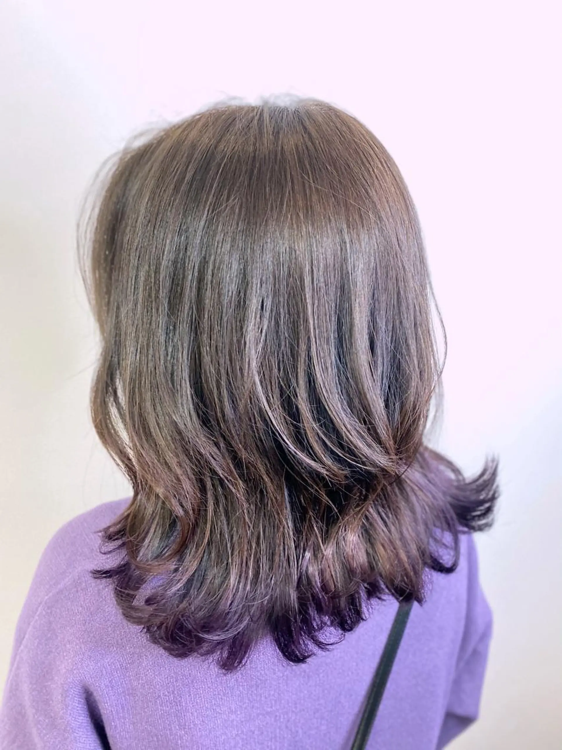ミディアム カラー ヘアアレンジ ブリーチ パープルカラー カット ヘアカラー トリートメント Lizir  ルズィール所属・Luzir⭐︎ GEN⭐︎のヘアスタイル