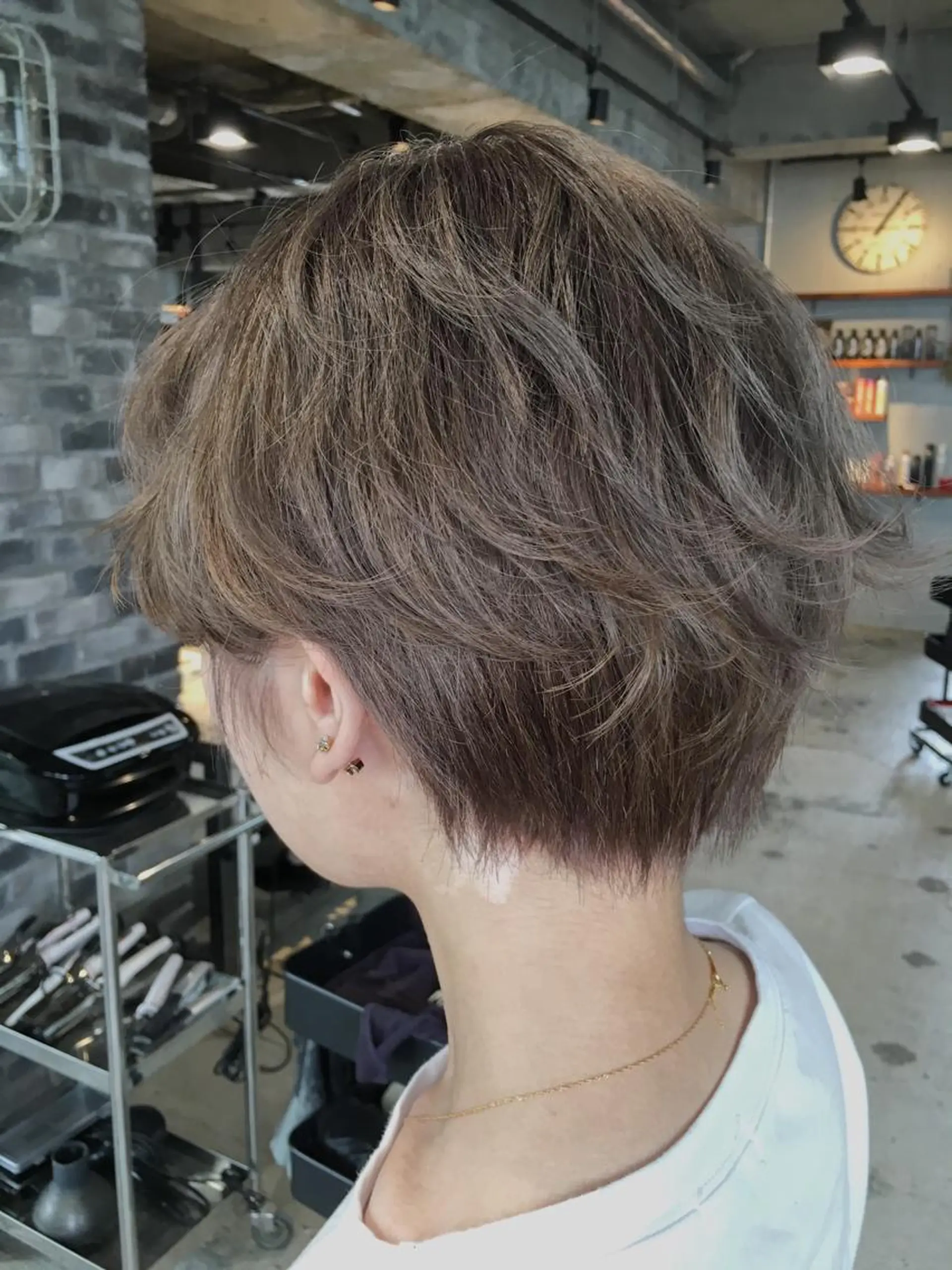 ショート カラー アッシュ ベージュカラー ショートヘア カット ヘアカラー トリートメント 代表 中島貴志のヘアスタイル