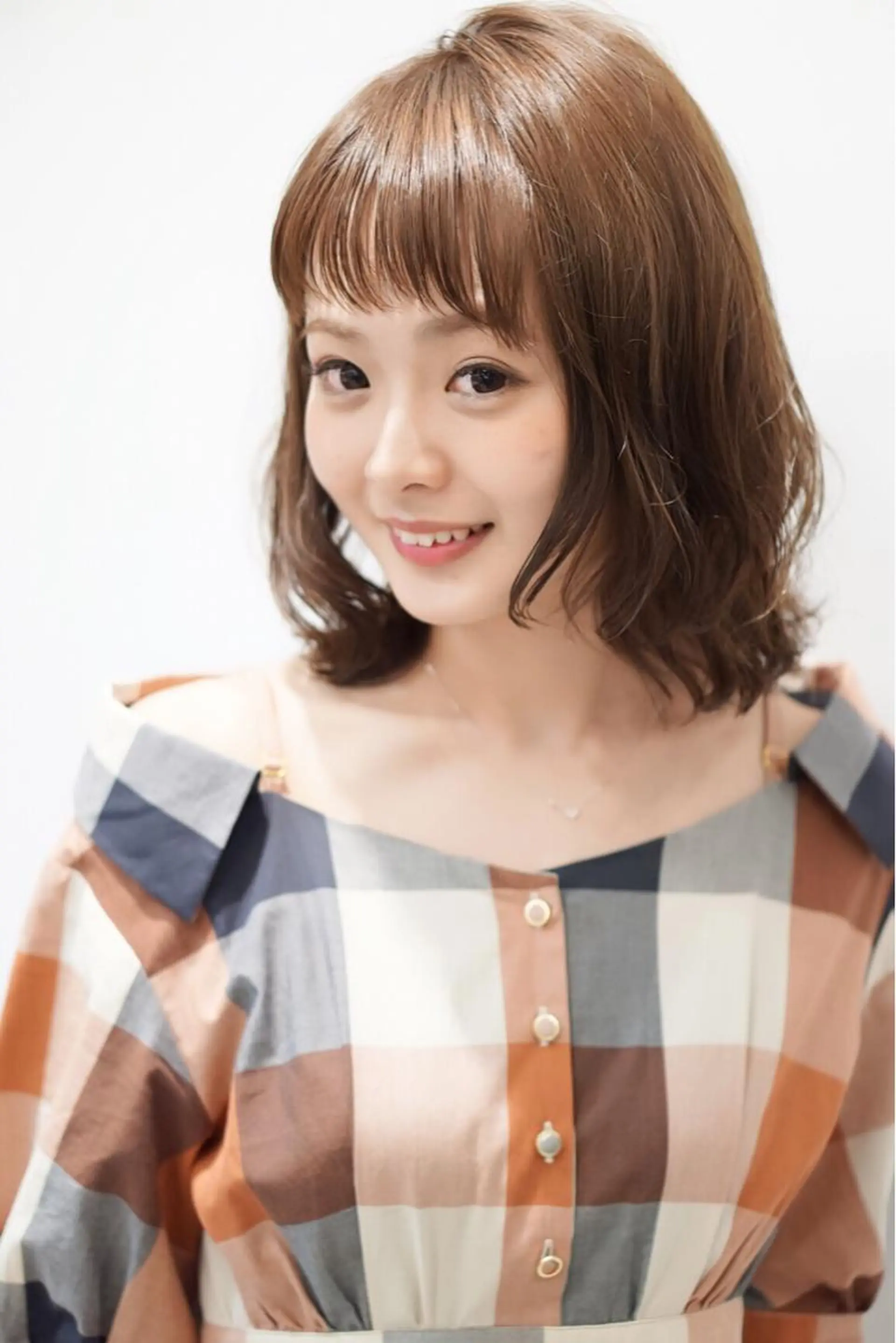 ショート カラー パーマ ベージュカラー ディレクター ノナカのヘアスタイル