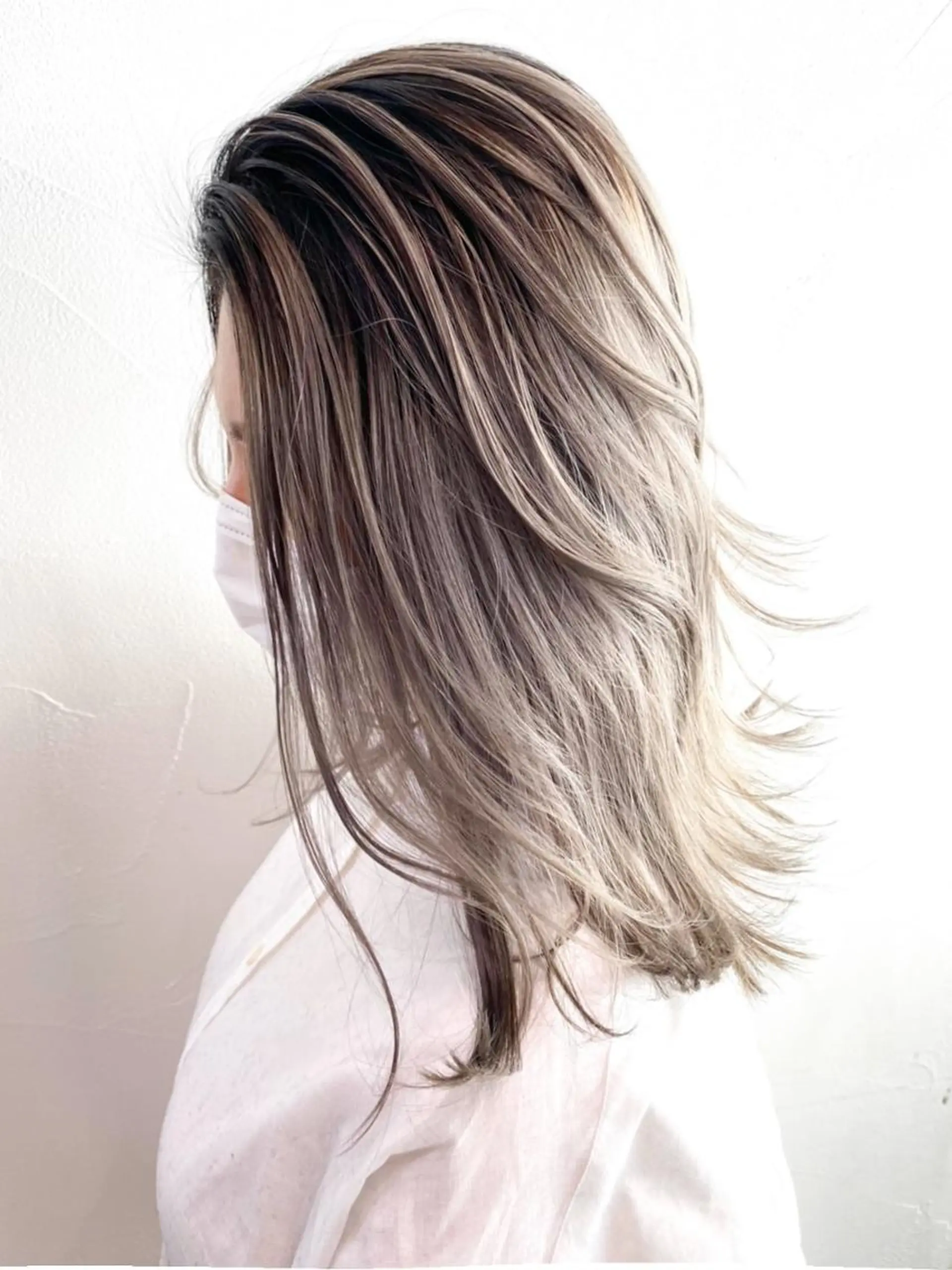 セミロング カラー パーマ ヘアアレンジ アッシュ バレイヤージュ レイヤーカット ITbyALBUM 松戸のヘアスタイル