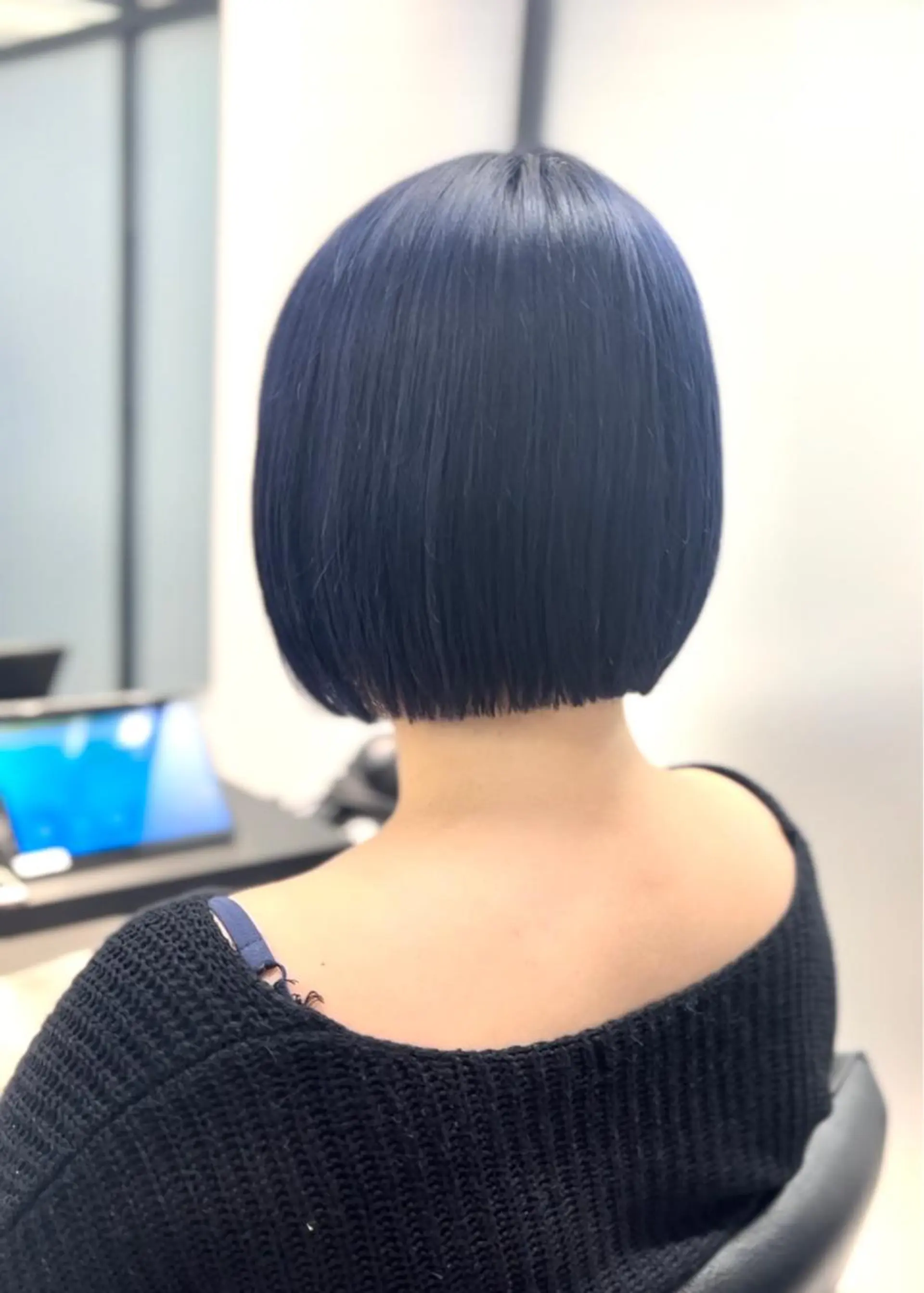 ショート カラー ネイビーカラー ボブ ショートヘア、ボブ こやさん　コヤマのヘアスタイル