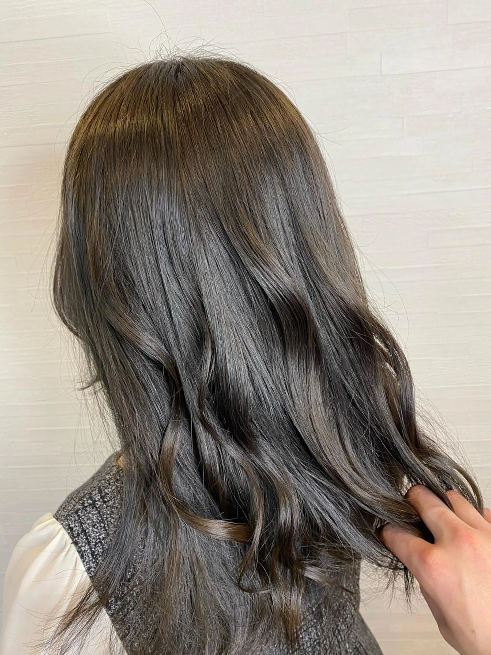 ミディアム カラー 透明感カラー グレージュ 【店長】野呂 隼人のヘアスタイル