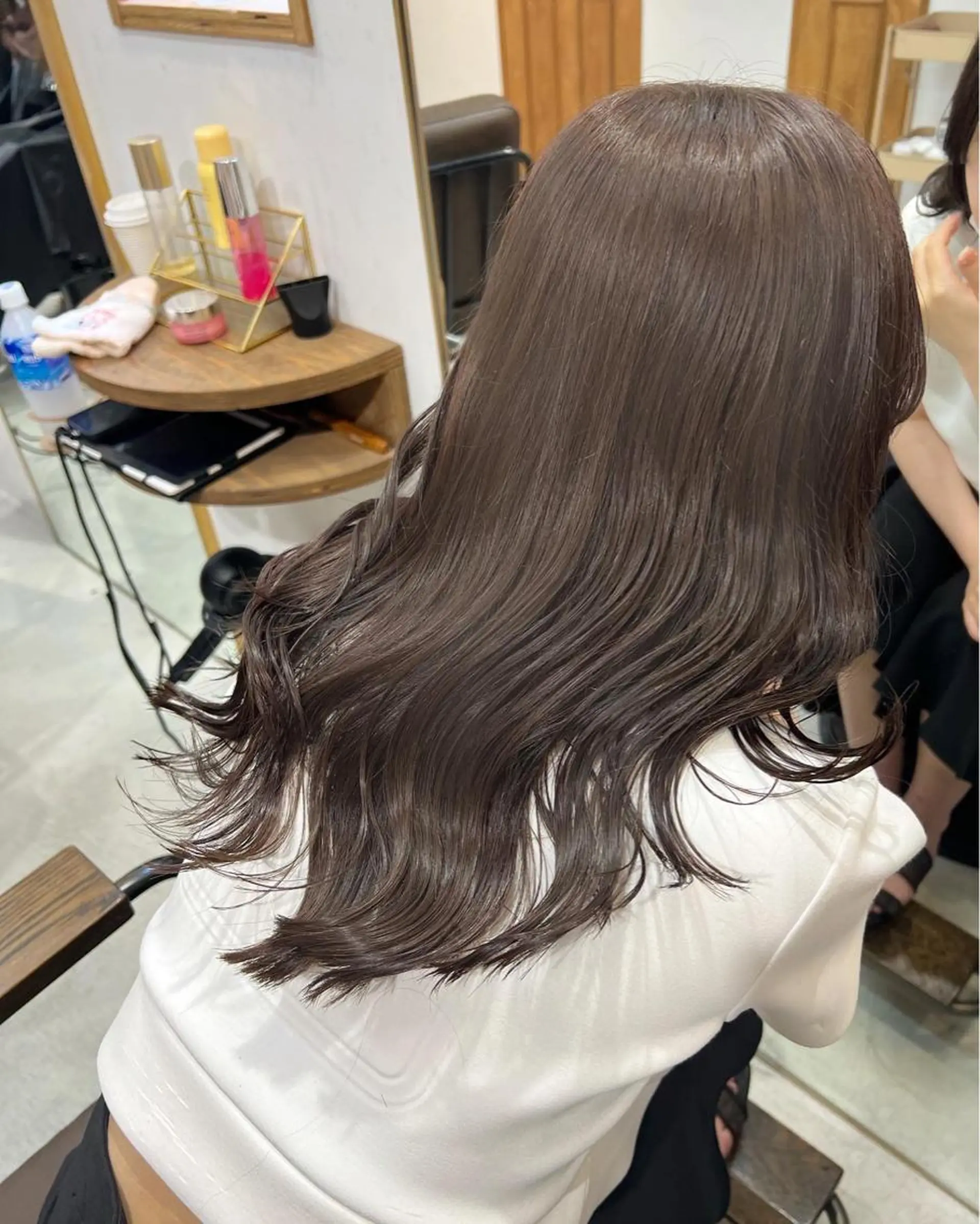 ロング カラー グレージュ 韓国風ヘア レイヤーカット 色素薄めカラー❤︎ chihiroのヘアスタイル