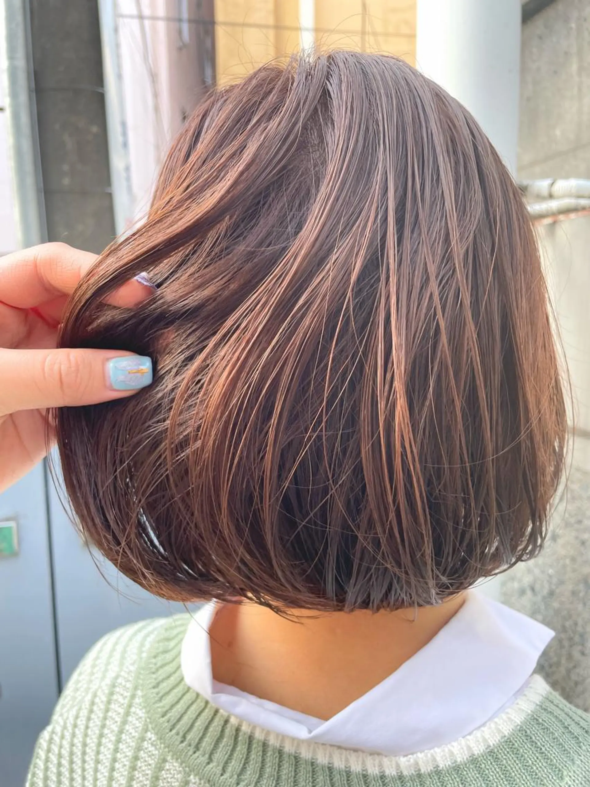 ショート カラー 中村 海波のヘアスタイル