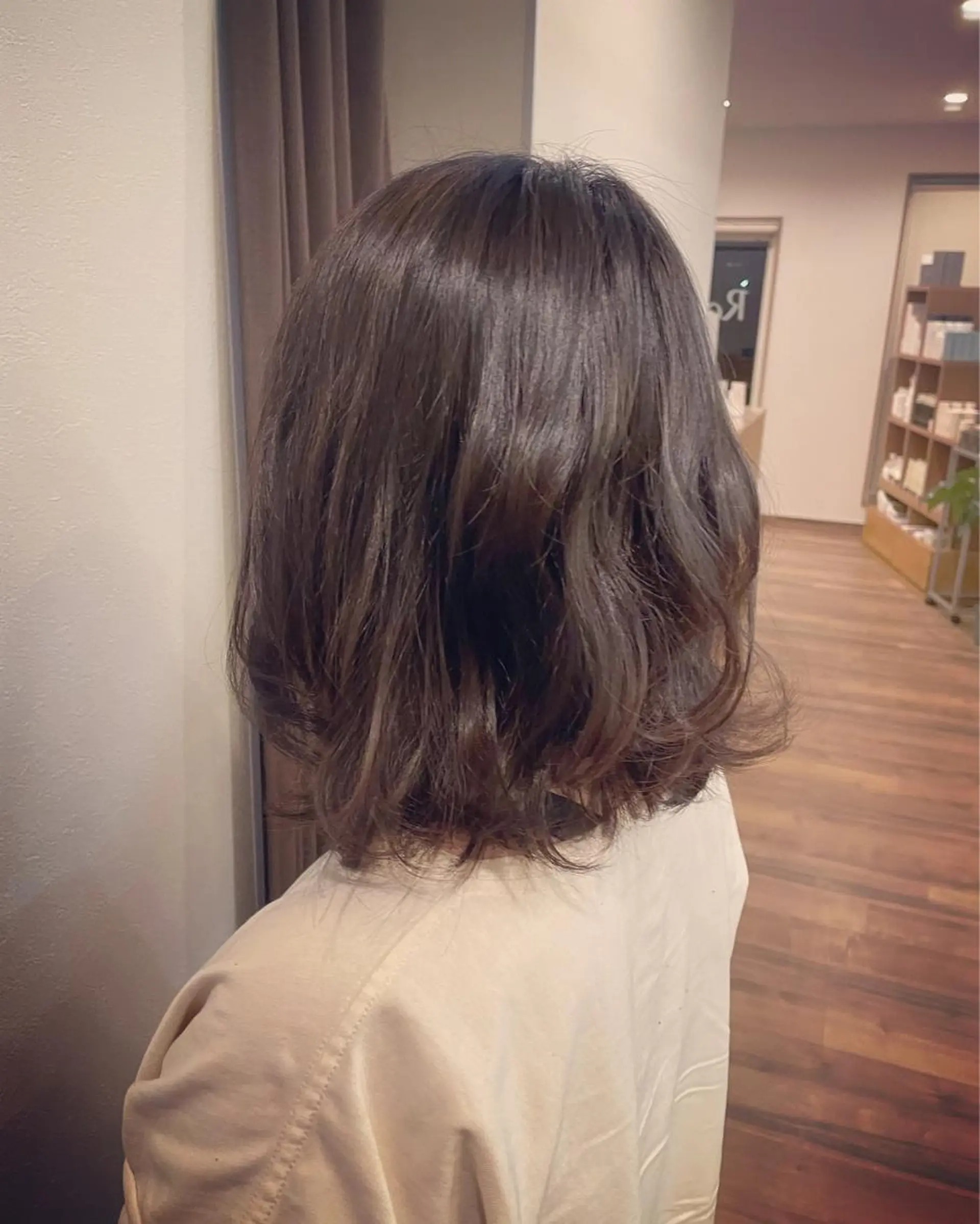 ショート カラー アッシュ ブリーチ シルバー シルバーアッシュ ヘアカラー トリートメント 狩野 龍二のヘアスタイル