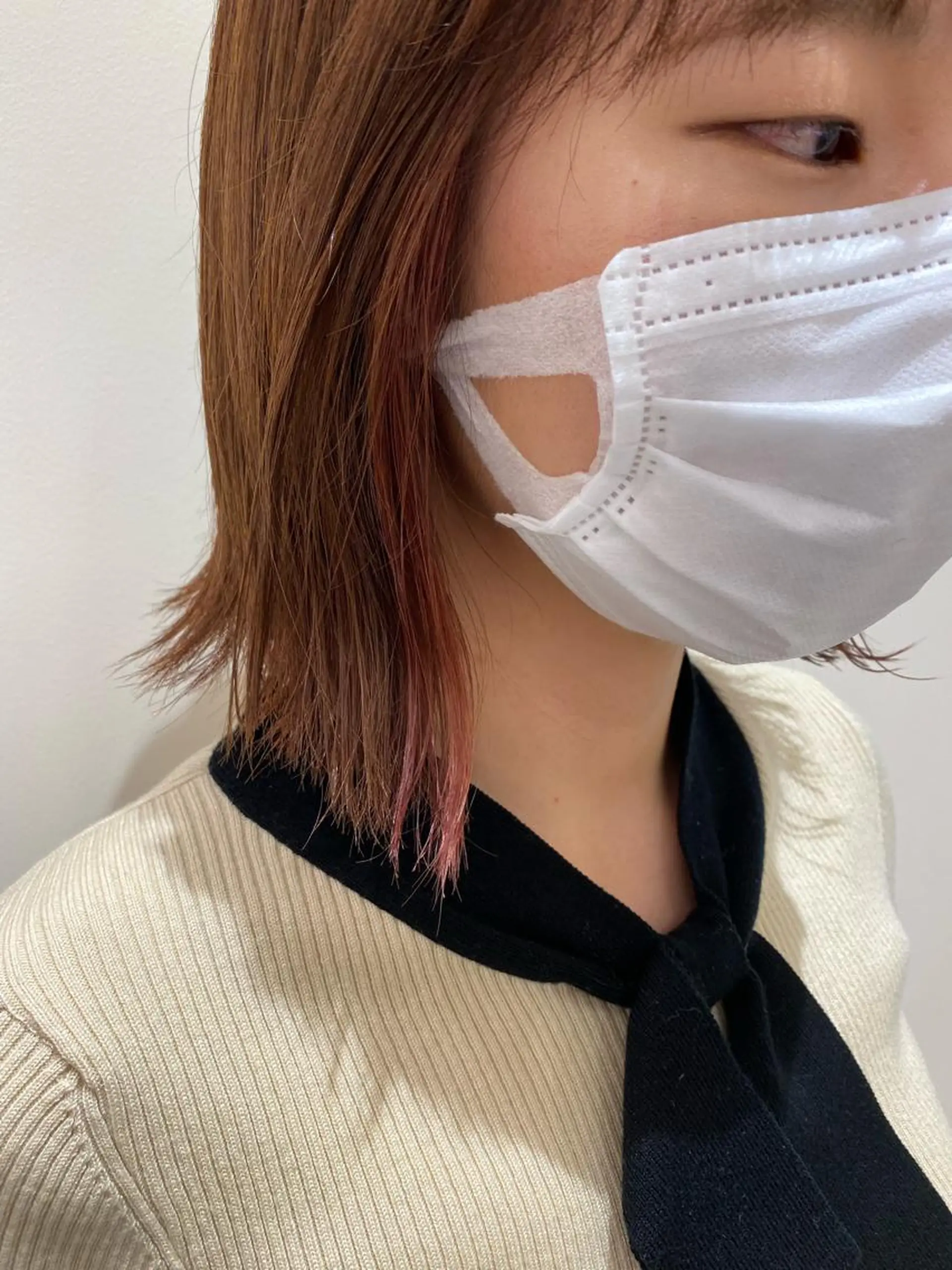 ミディアム カット ヘアカラー トリートメント プレイングカラー🤍 細めハイライトのヘアスタイル