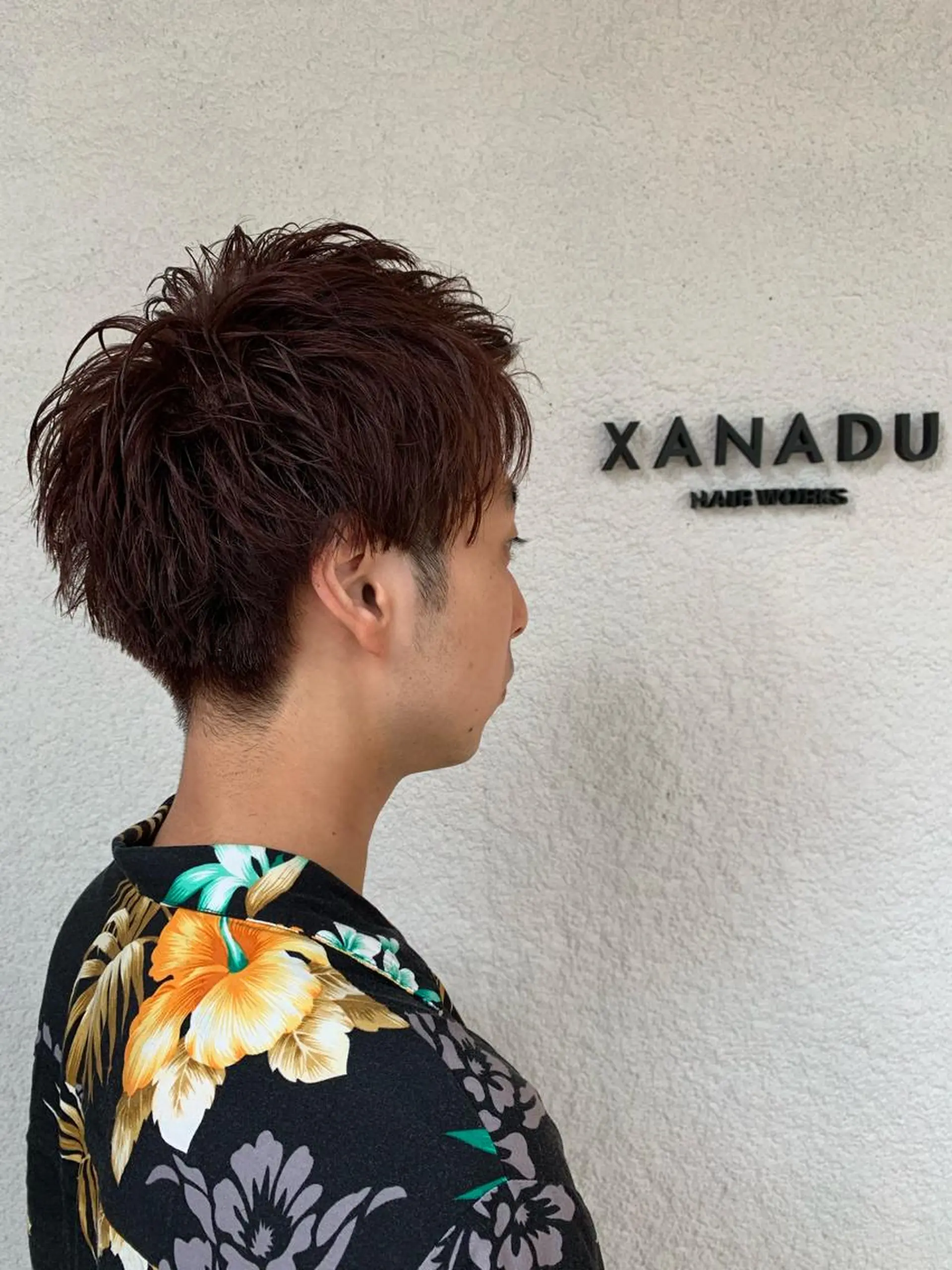 ショート カラー ショートレイヤー レイヤーカット ショートヘア カット 艶髪ハイトーンカラー 💘kazueのヘアスタイル