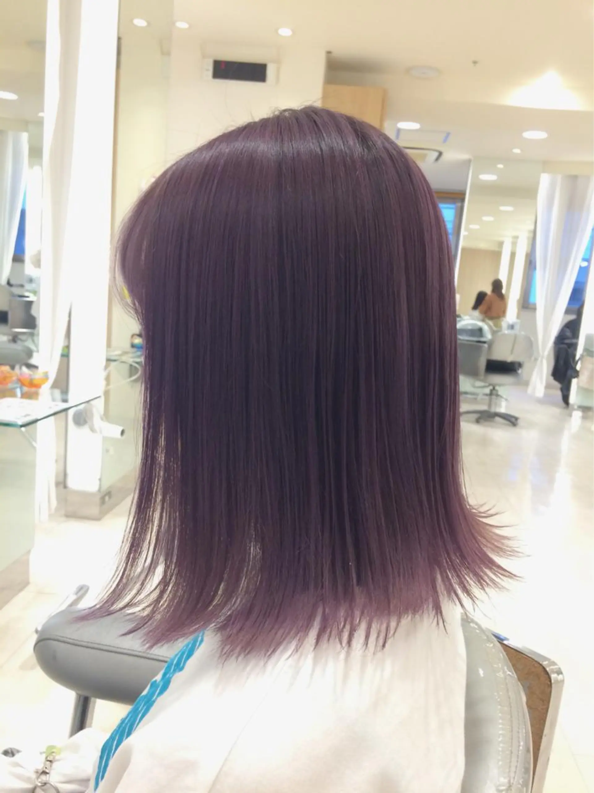 ショート カラー アッシュ ラベンダーカラー ラベンダーアッシュ ボブ 奥井 将希のヘアスタイル