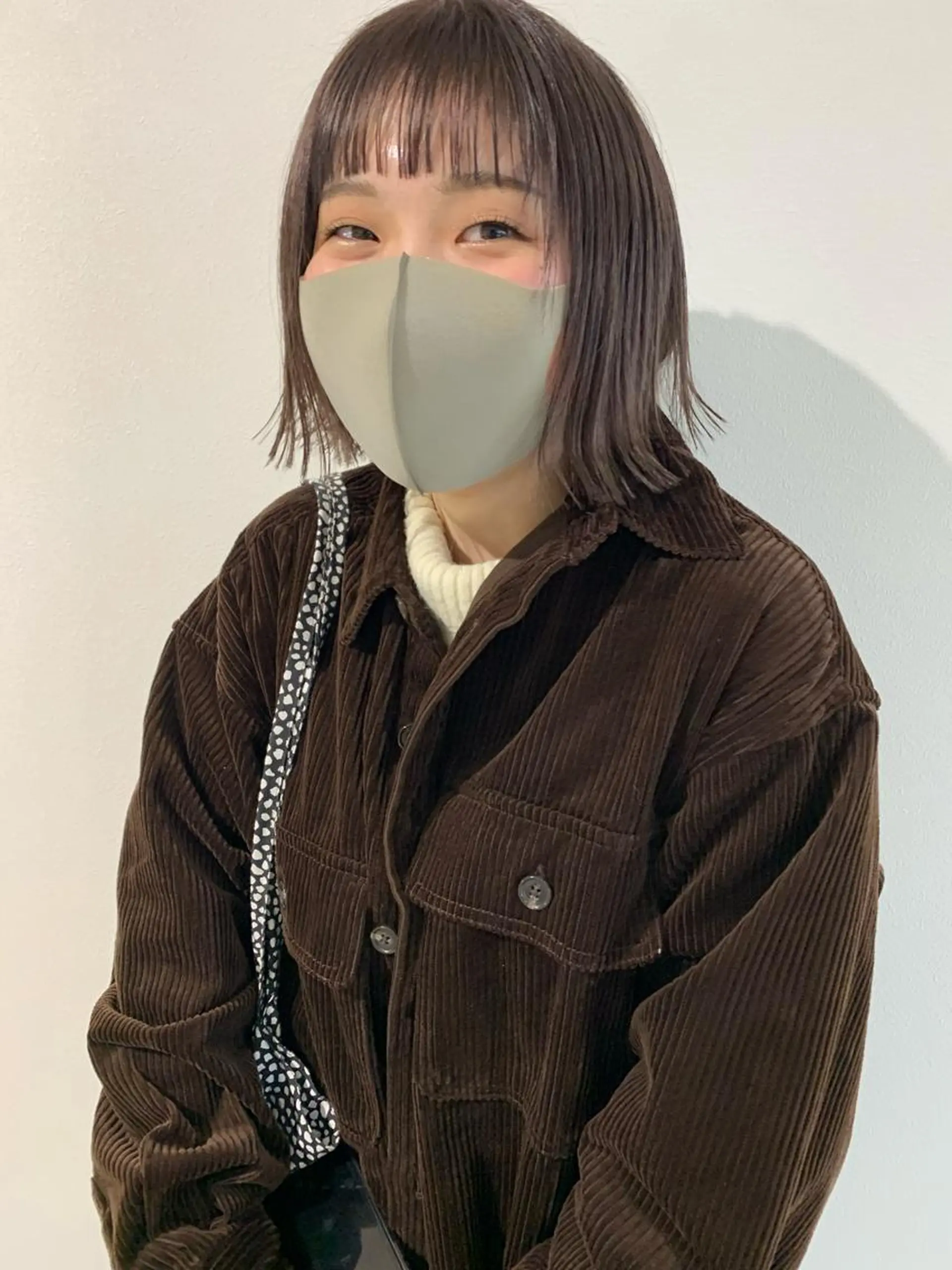 ミディアム ボブ オン眉 ANY／SUE 千葉パーマのヘアスタイル