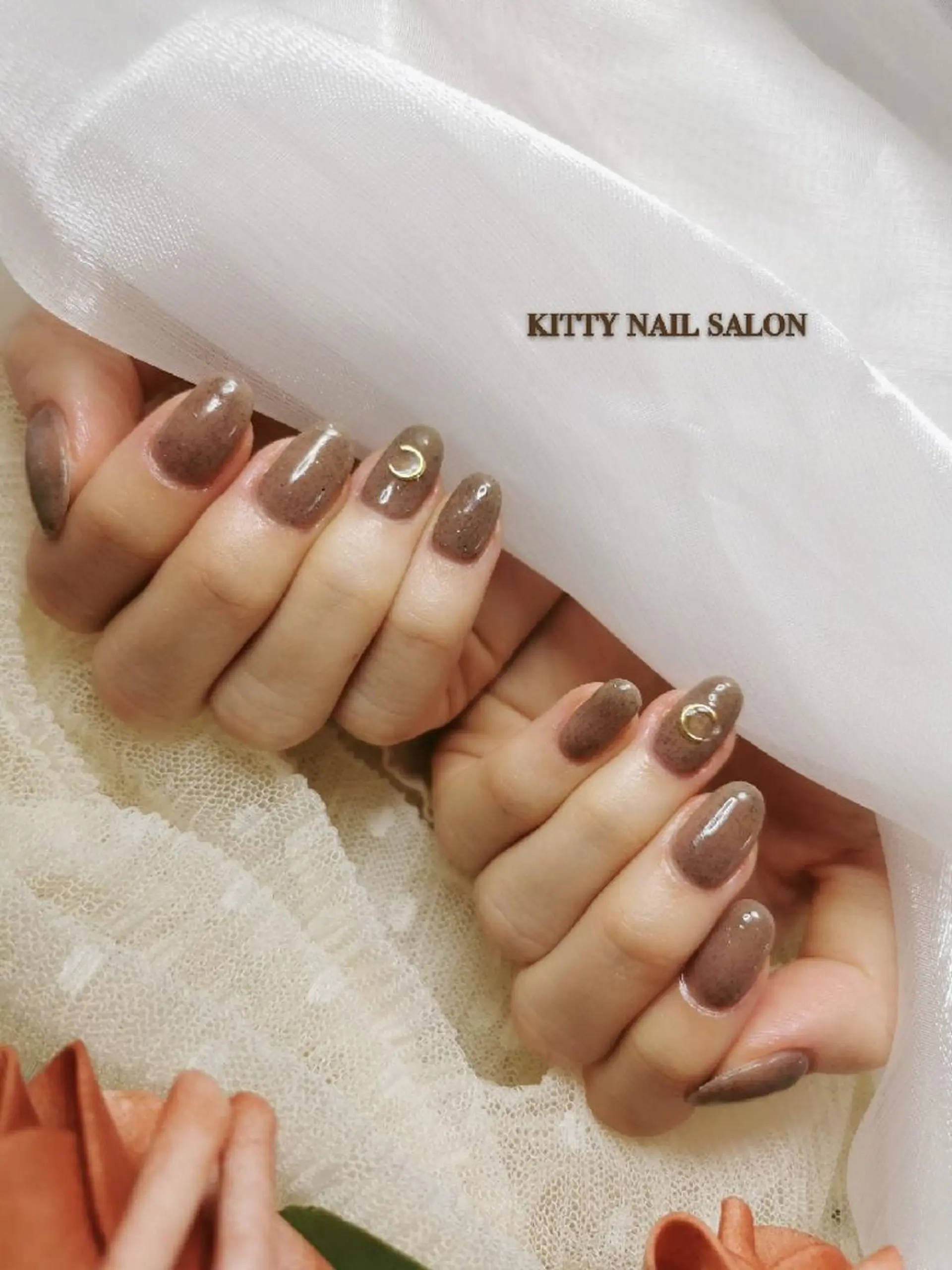 ネイル ストーンネイル ハンドネイル kitty nail salonのネイルデザイン