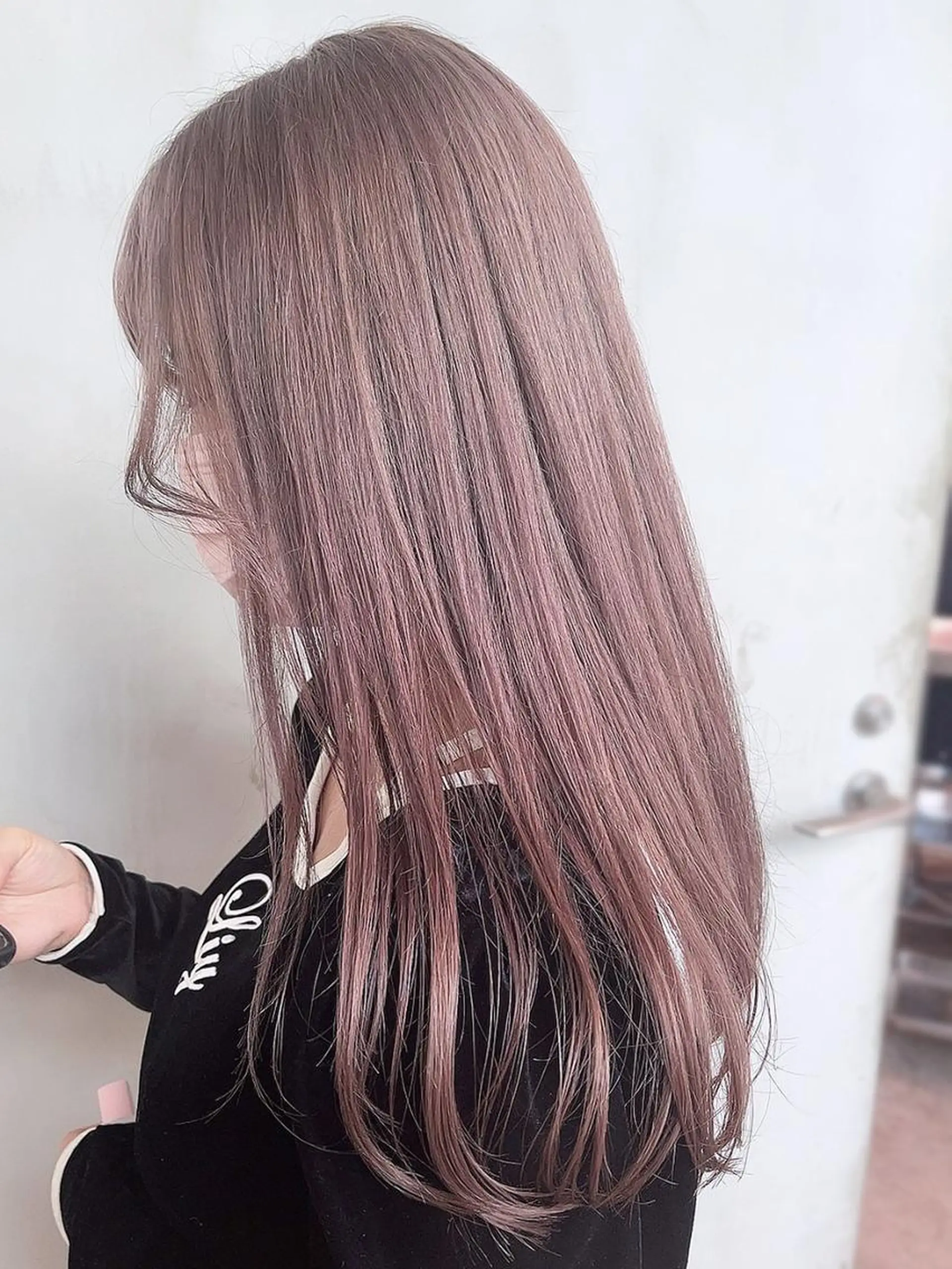 ミディアム カラー グラデーションカラー ハイライトカラー ハイライト カット ヘアカラー トリートメント ITbyALBUM 浦和店のヘアスタイル