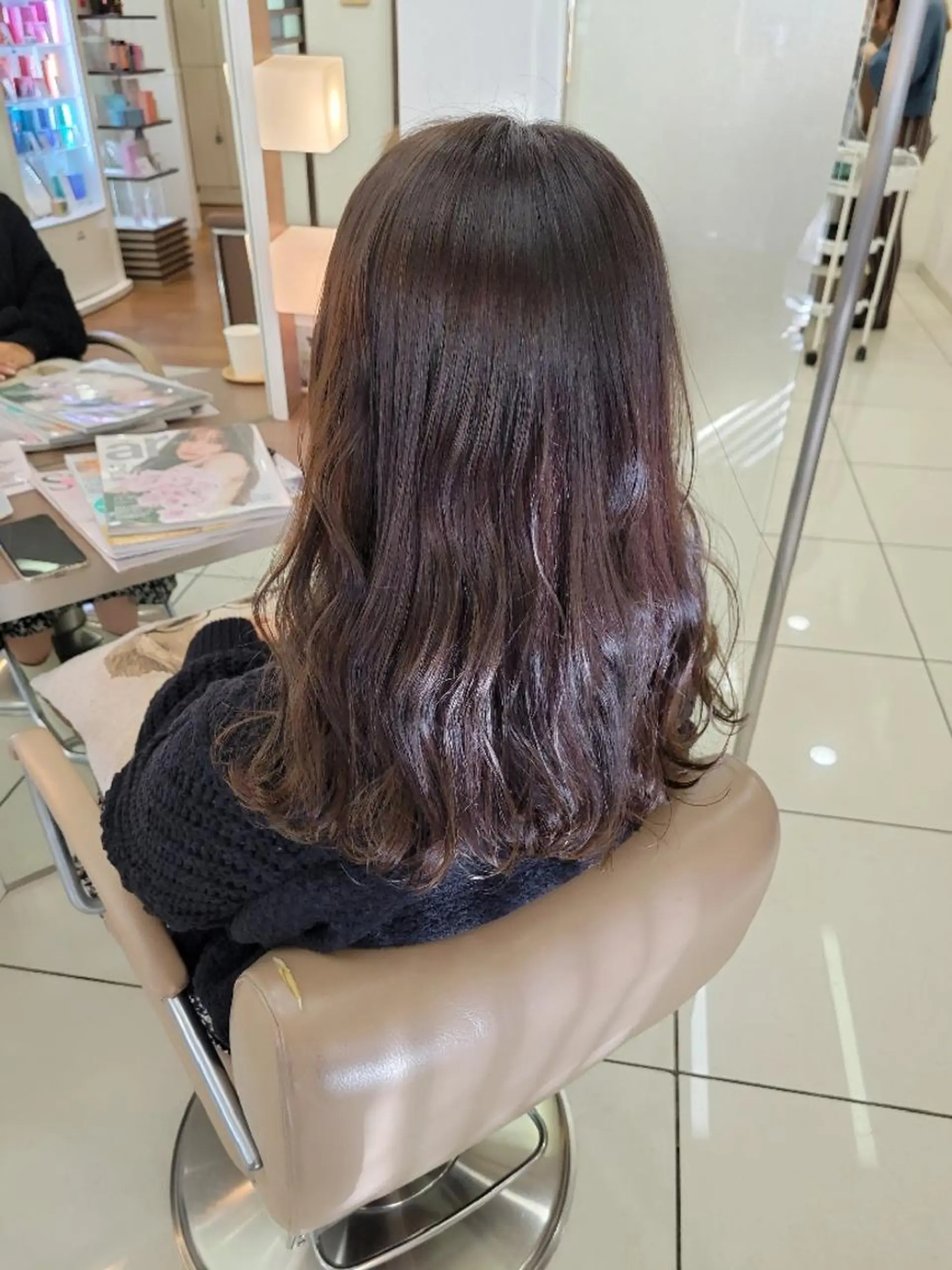 ロング カラー ママ美容師まつげ 🤍まき🤍のヘアスタイル
