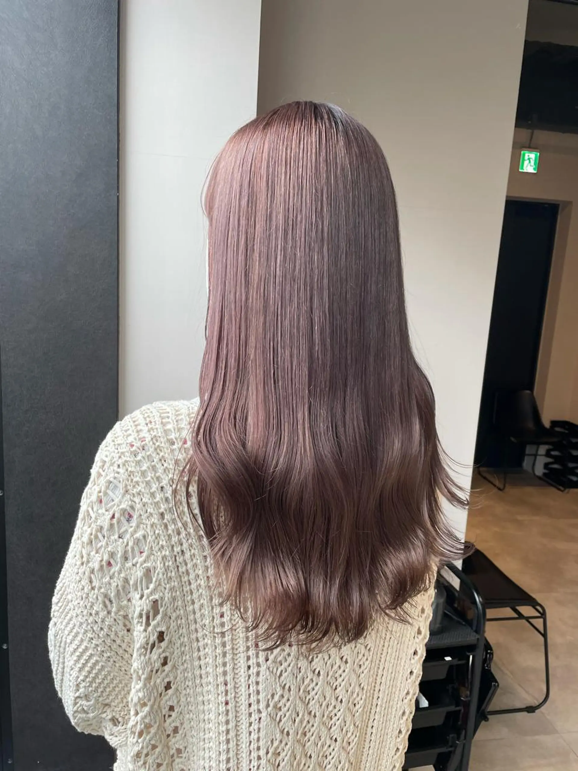 ロング カラー ベージュカラー ピンクカラー ピンクベージュ ヘアカラー トリートメント ブリーチ👩‍🦳/ ‪✂︎MANAMIのヘアスタイル