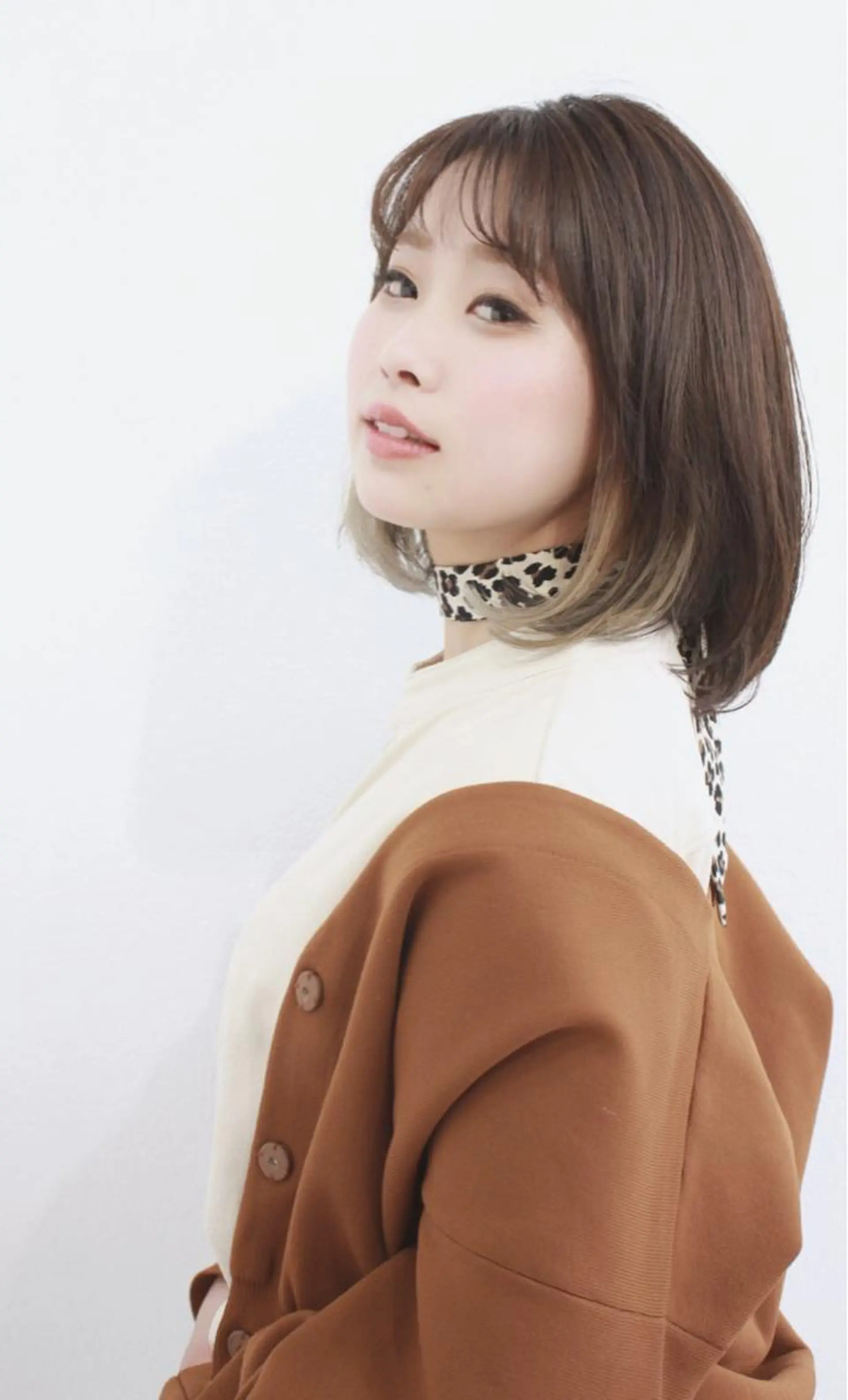 ミディアム カラー インナーカラー hair  design  ALBERO所属・日高 香織のヘアスタイル