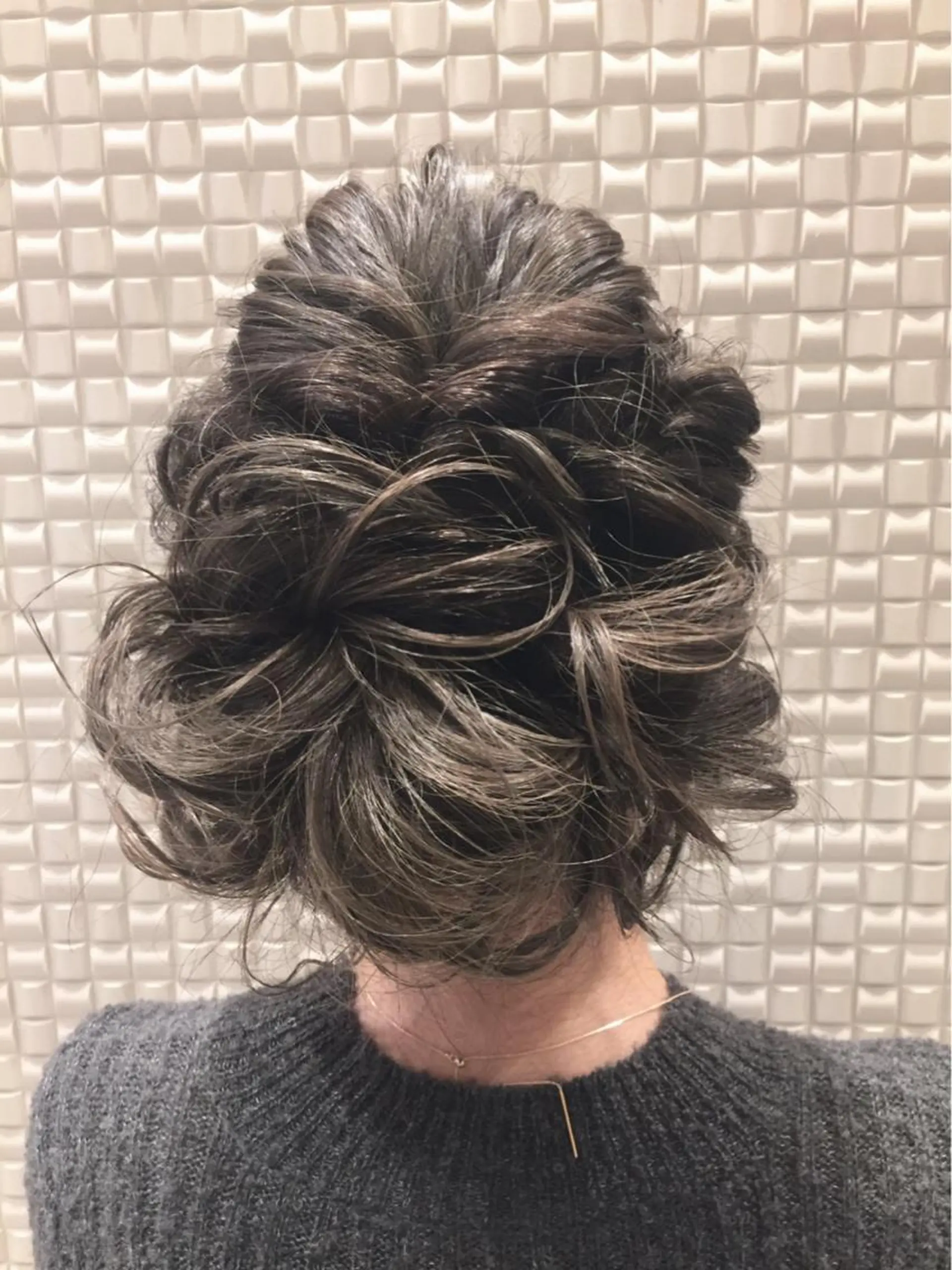 セミロング カラー ヘアアレンジ ブリーチ グレージュ ハイライトカラー ハイライト ✨ハイクオリティ✨ 山本香也のヘアスタイル