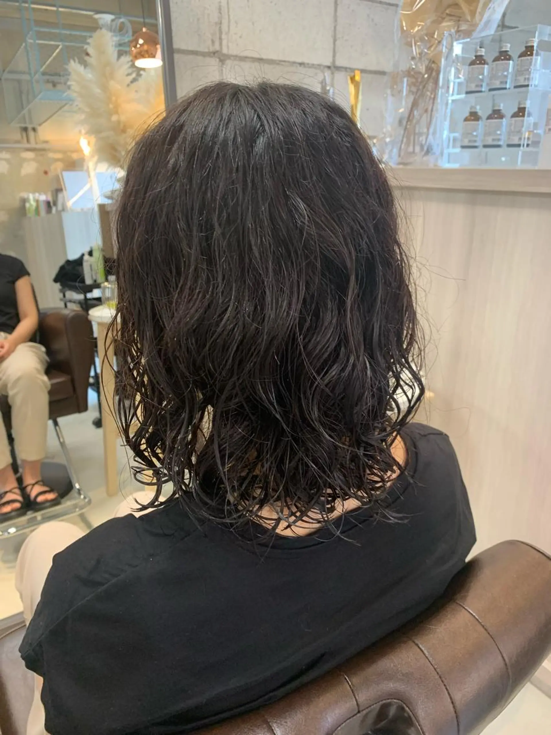 ミディアム 品川 美和のヘアスタイル