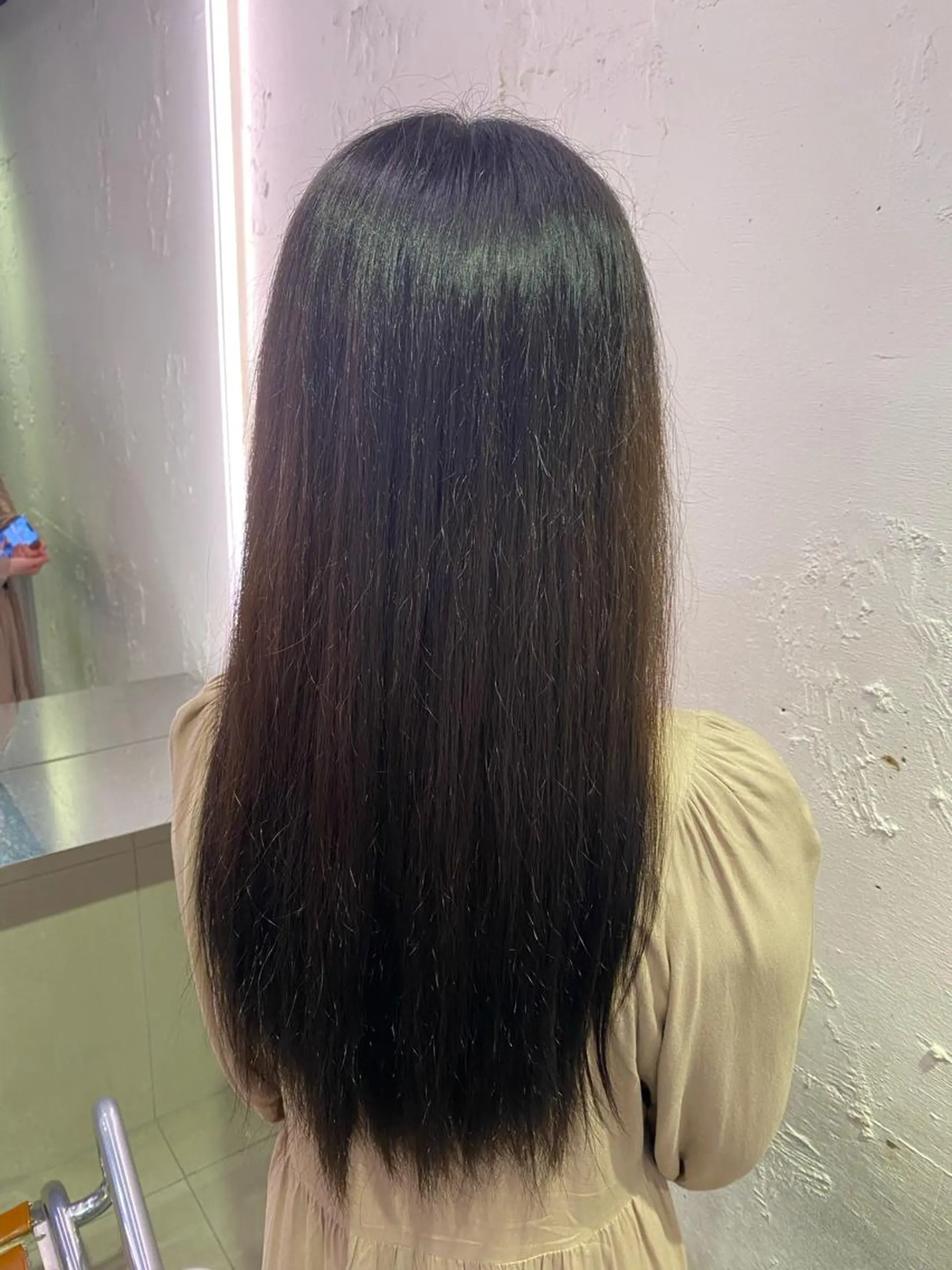 ロング カットモデル/ 吉本　彩夏のヘアスタイル