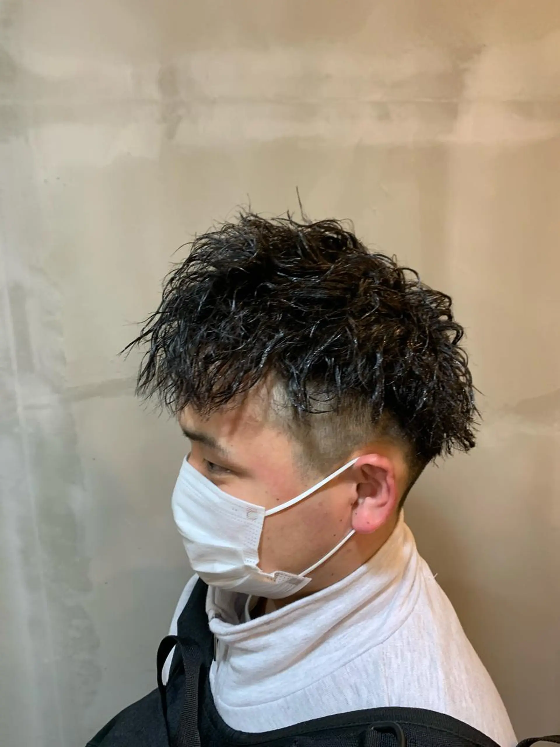 パーマ メンズ メンズショート 🫧顔まわりレイヤー カット🫧🧼白石輝のヘアスタイル