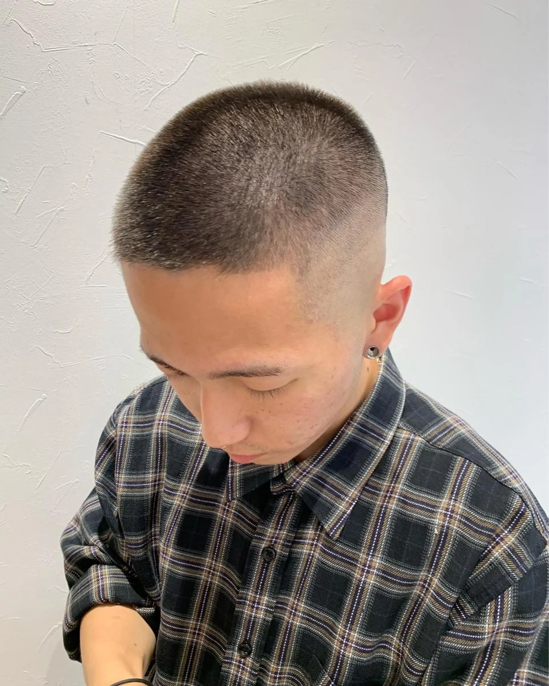 ショート メンズ メンズブリーチ フェードカット メンズパーマ 学生（メンズ向け） スキンフェード L PLACE所属・L PLACE 丸山一希のヘアスタイル