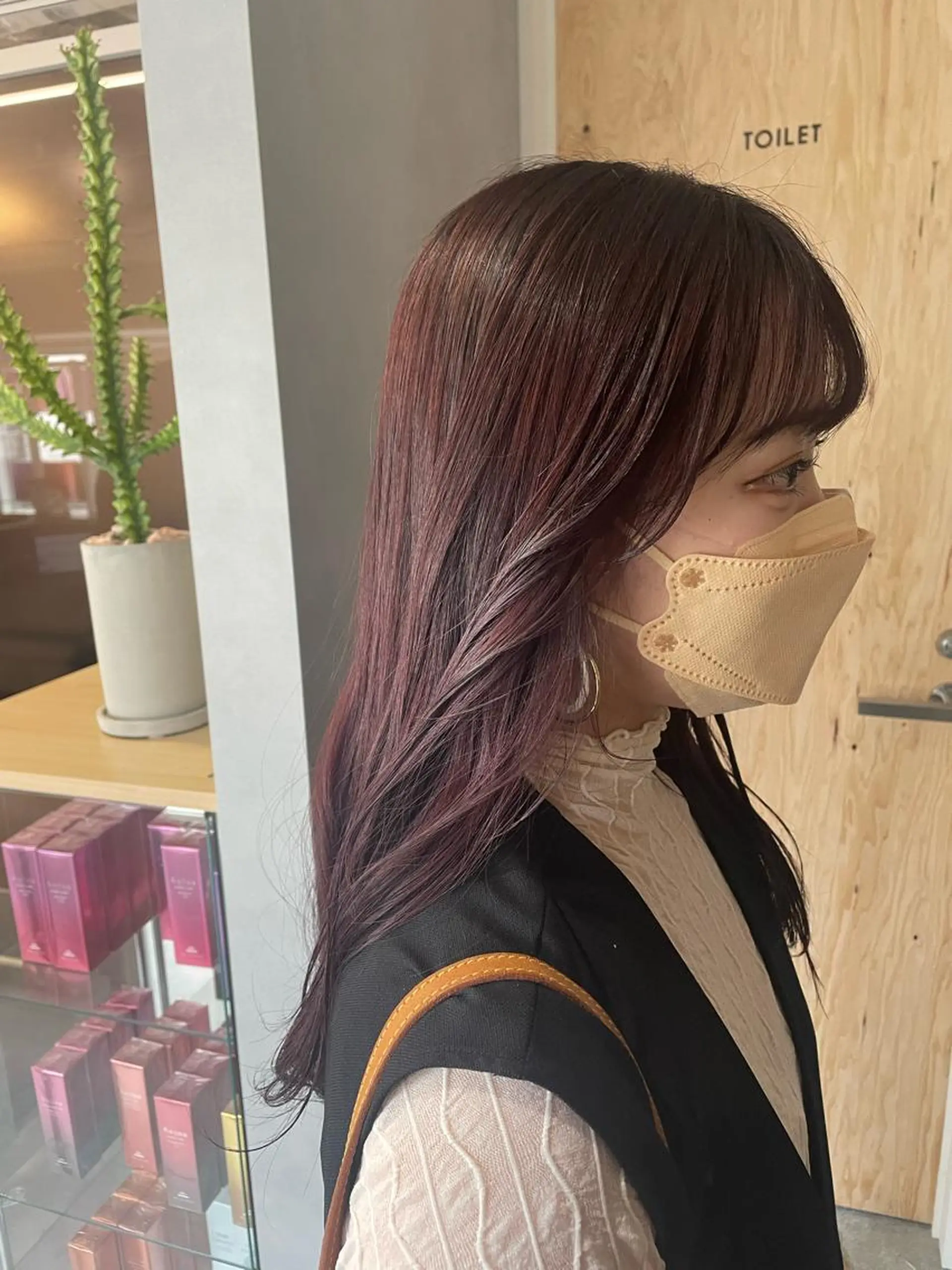 セミロング yui/ layer cutのヘアスタイル