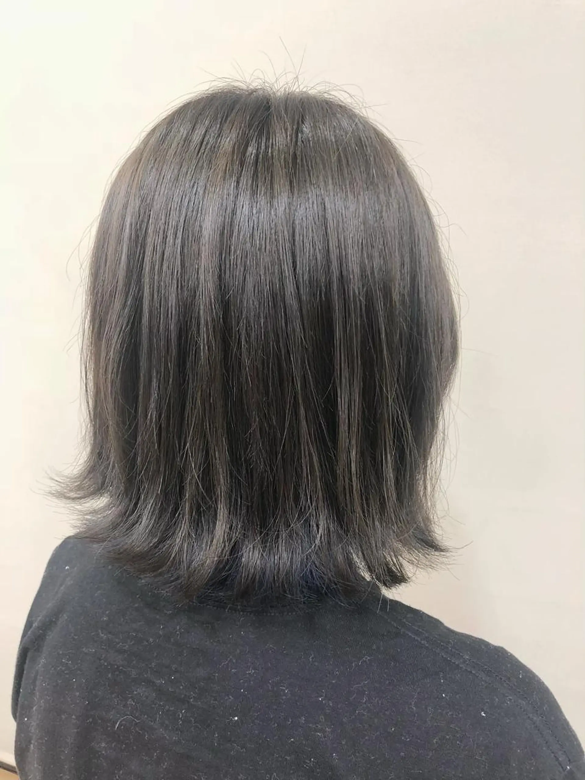 ミディアム カラー ヘアアレンジ 🥀暖色韓国ヘア💕 保科侑花のヘアスタイル