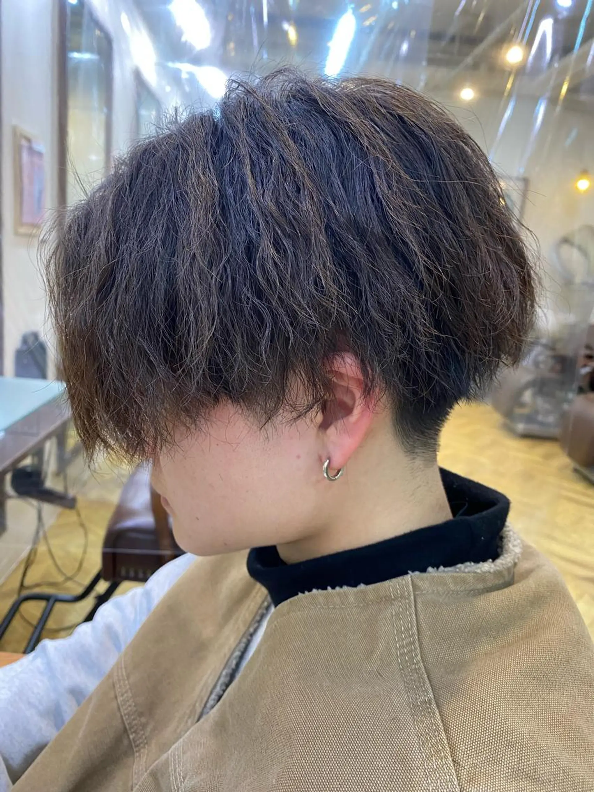 メンズ カット パーマ 柏のセンターパート のプロ関口 柊太のヘアスタイル