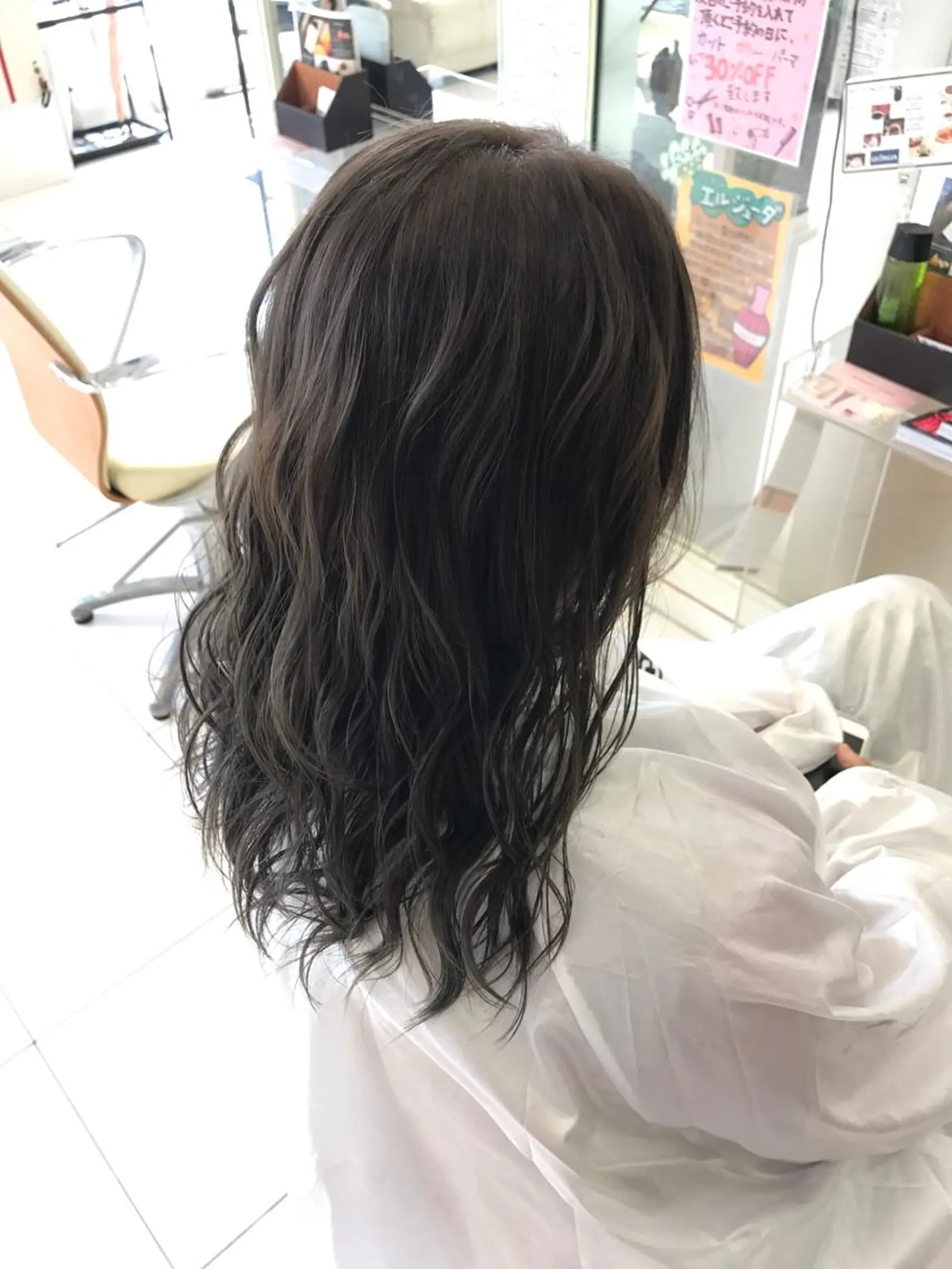 セミロング カラー ブルーカラー ブルージュ D.log 大和西大寺店所属・川崎 雅大のヘアスタイル