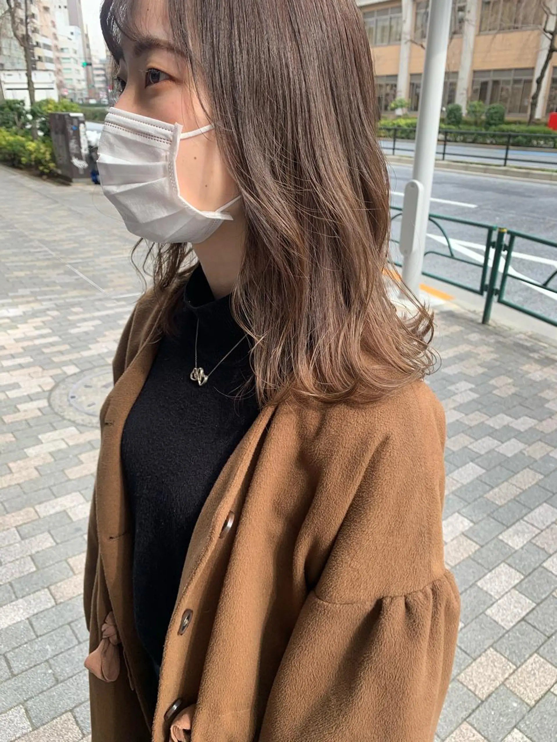 セミロング カラー ヘアアレンジ メンズ pu+on. nailworks所属・fuyumi / ニュアンスネイルのネイルデザイン