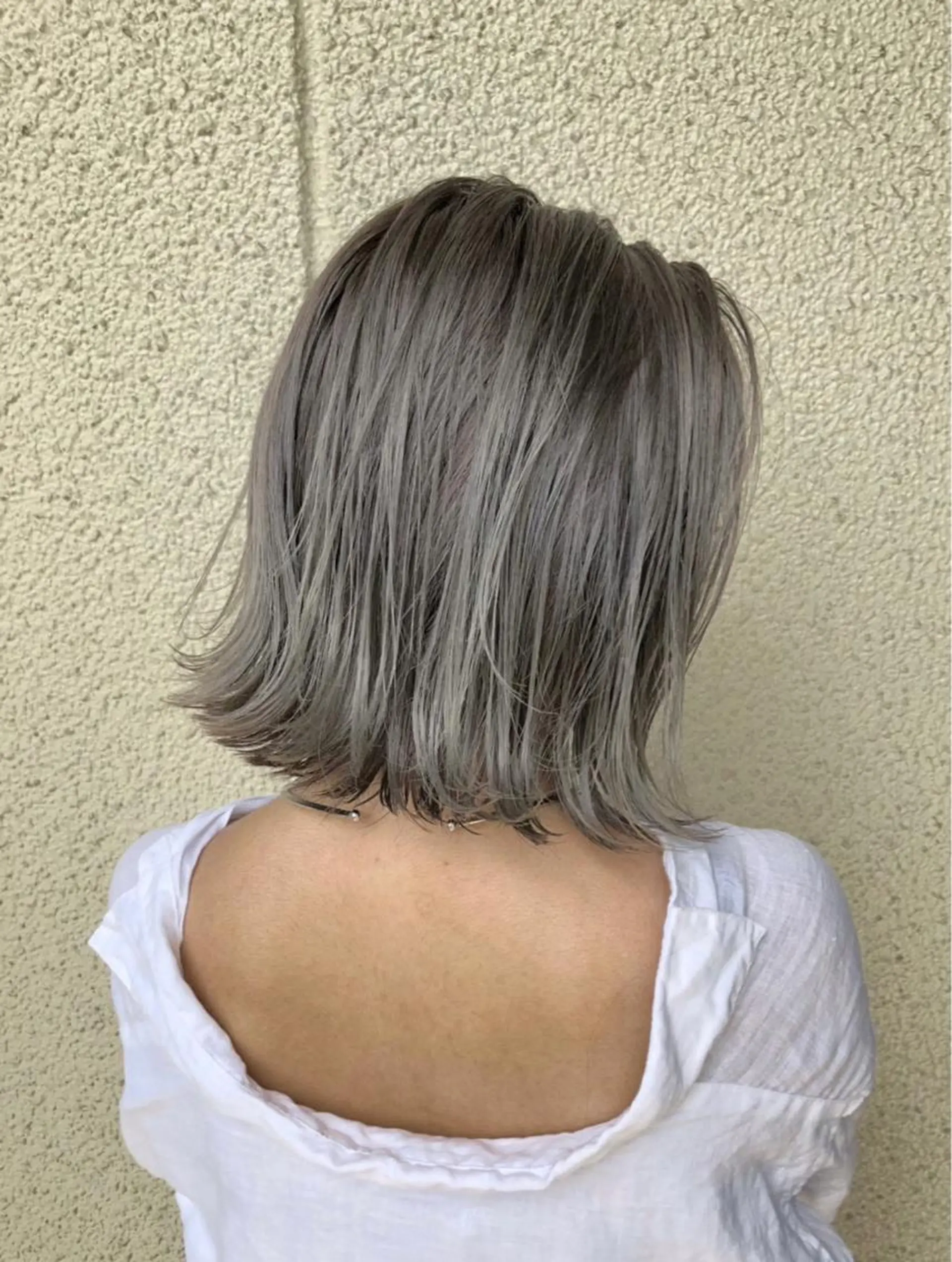 ミディアム カラー ヘアカラー トリートメント インク 美容院のヘアスタイル