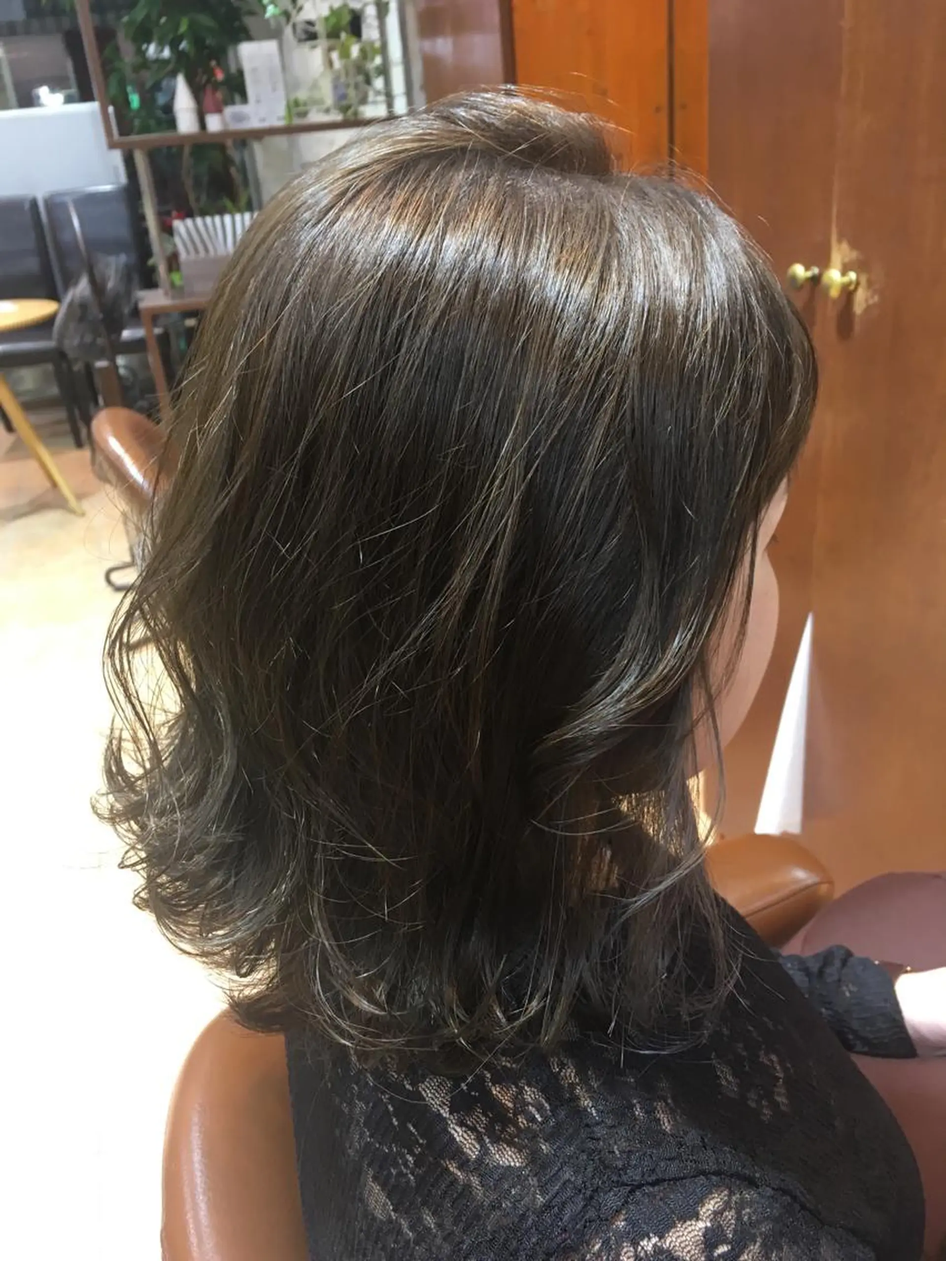 ミディアム カラー 透明感カラー グレージュ ✨🌿大人可愛い愛さ れhair🌿✨松本のヘアスタイル