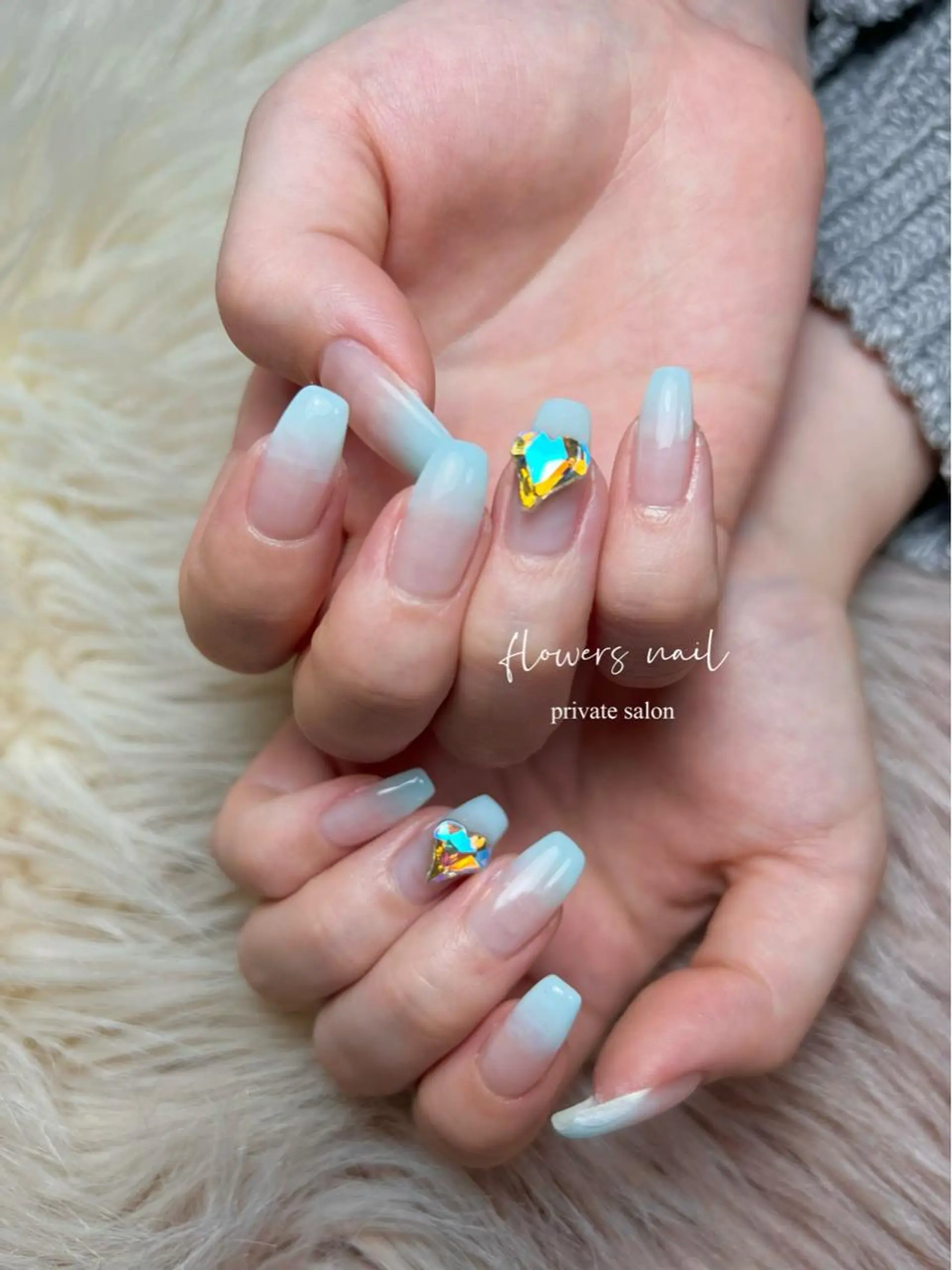 ネイル ジェルネイル グラデーション 持ち込み パラジェル 春ネイル flowers nailのネイルデザイン