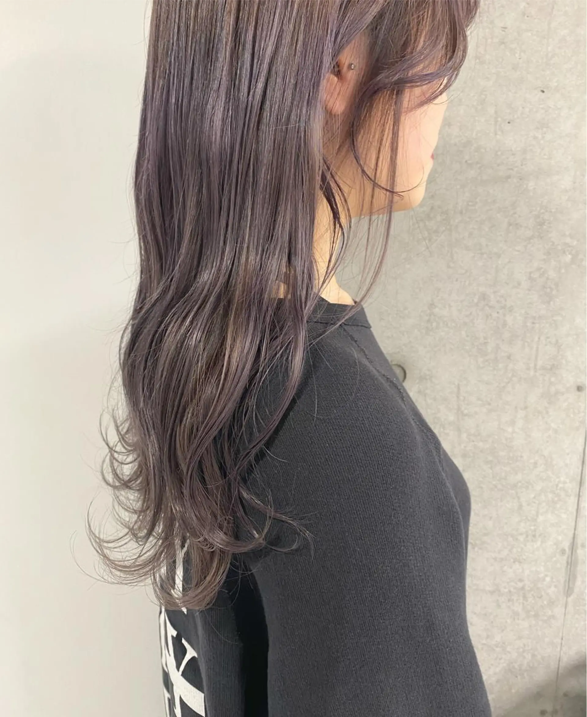 ロング カラー アッシュ ブルーカラー ラベンダーカラー ラベンダーアッシュ ヘアカラー トリートメント the path ナツミのヘアスタイル