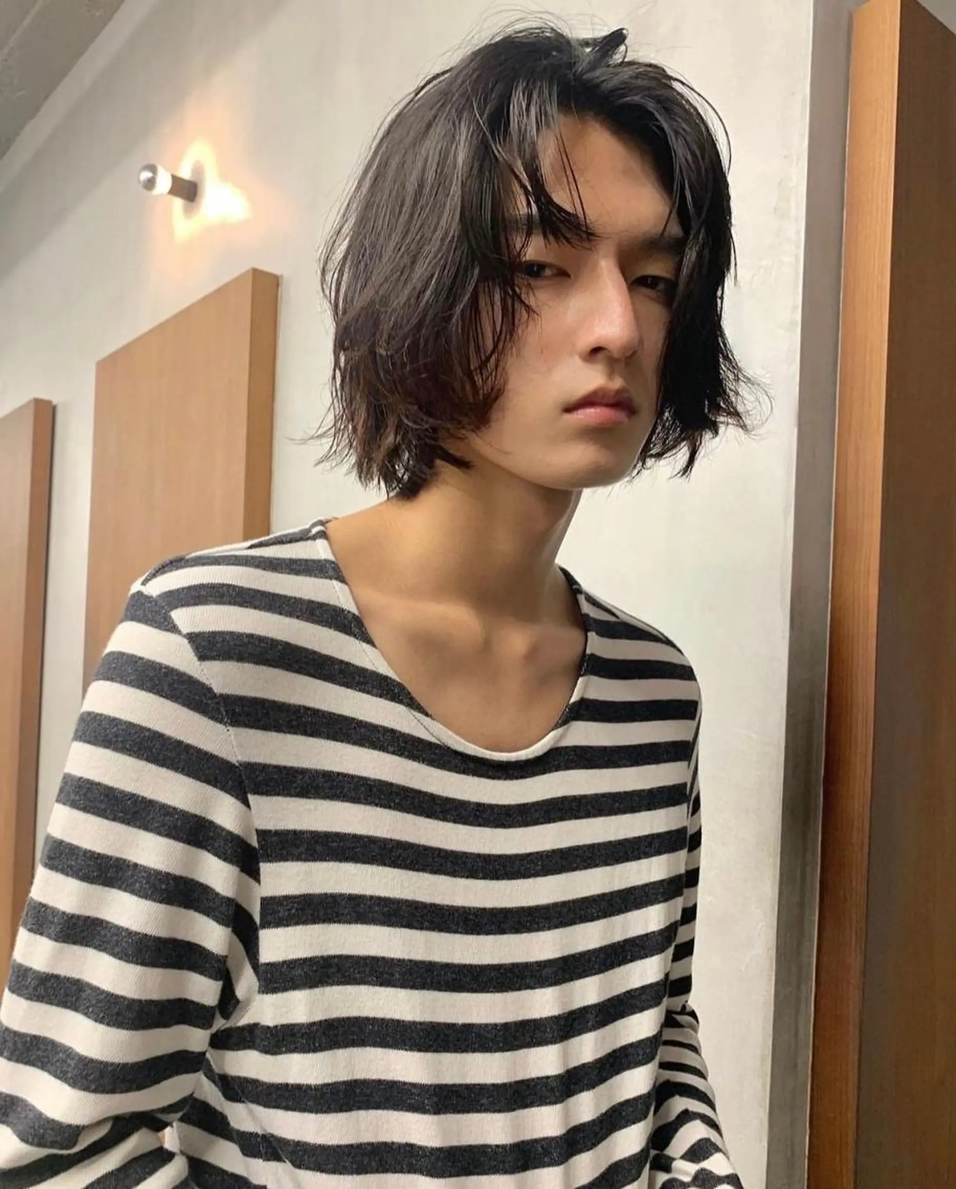 ショート メンズ カラー パーマ ショートボブ メンズブリーチ メンズハイライト メンズインナーカラー メンズ韓国風 カット ヘッドスパ CEINE PATHのヘアスタイル