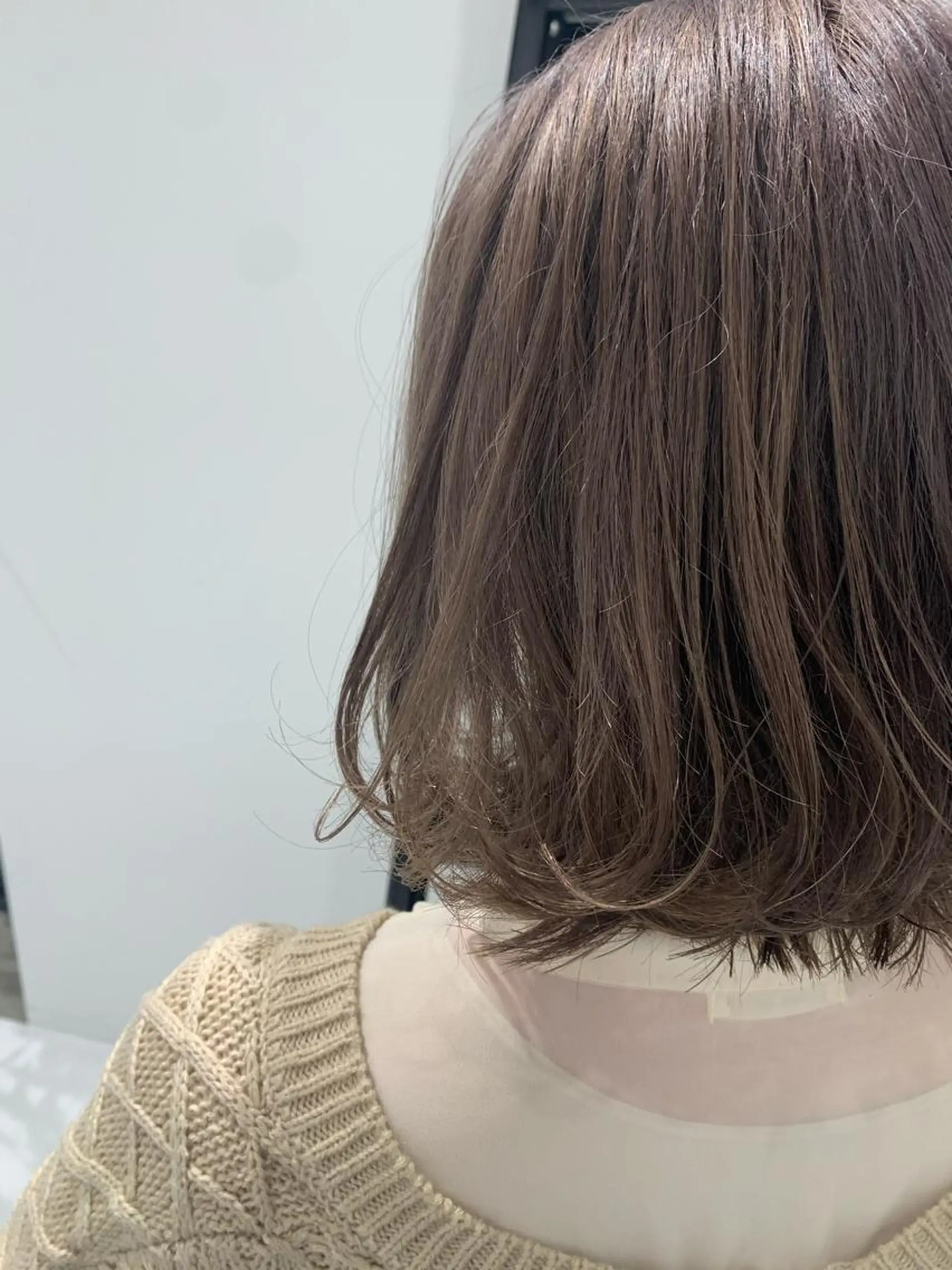 ショート カラー TAKUMI .のヘアスタイル