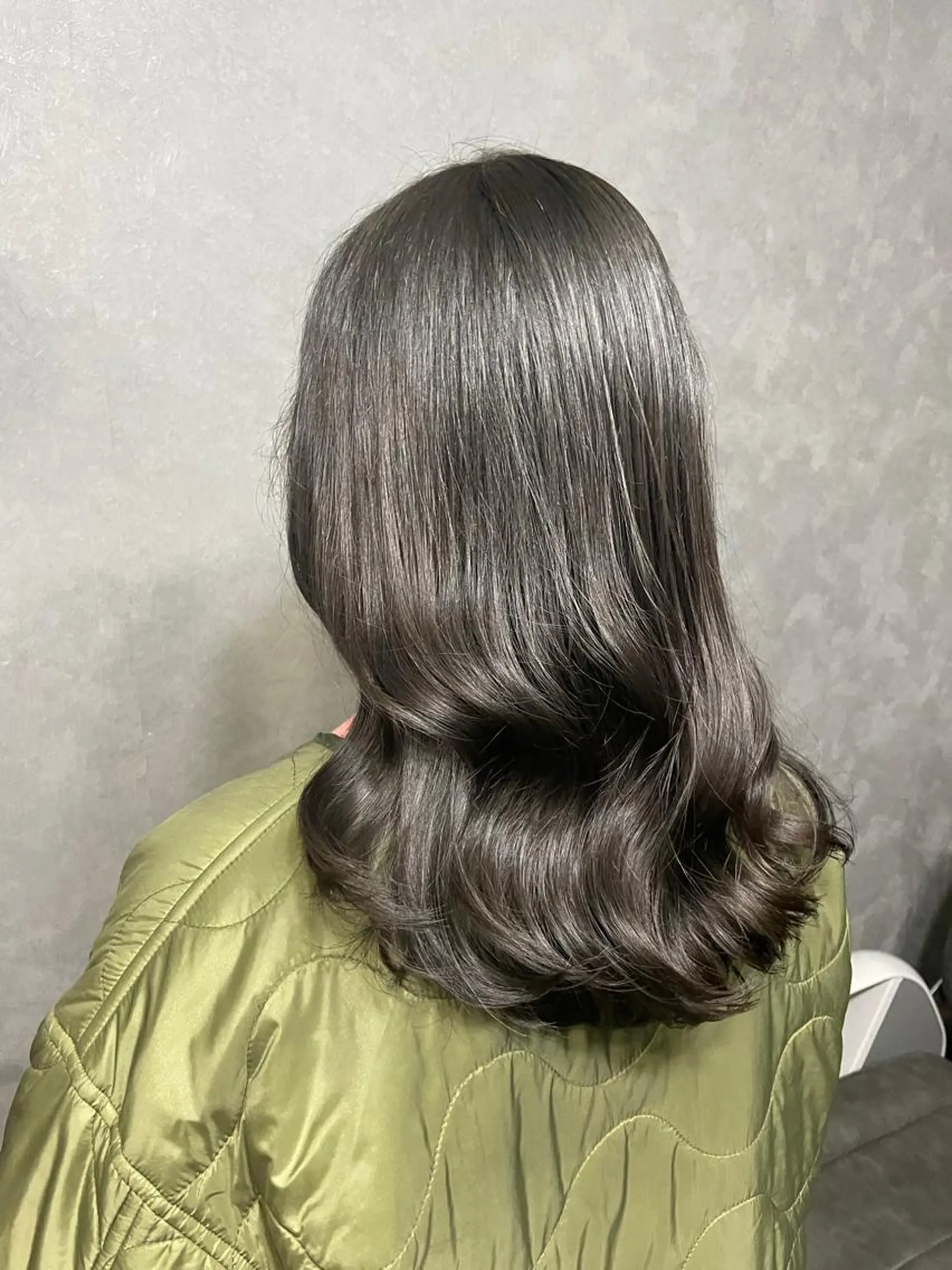 セミロング カラー chouette/ 根本優希のヘアスタイル