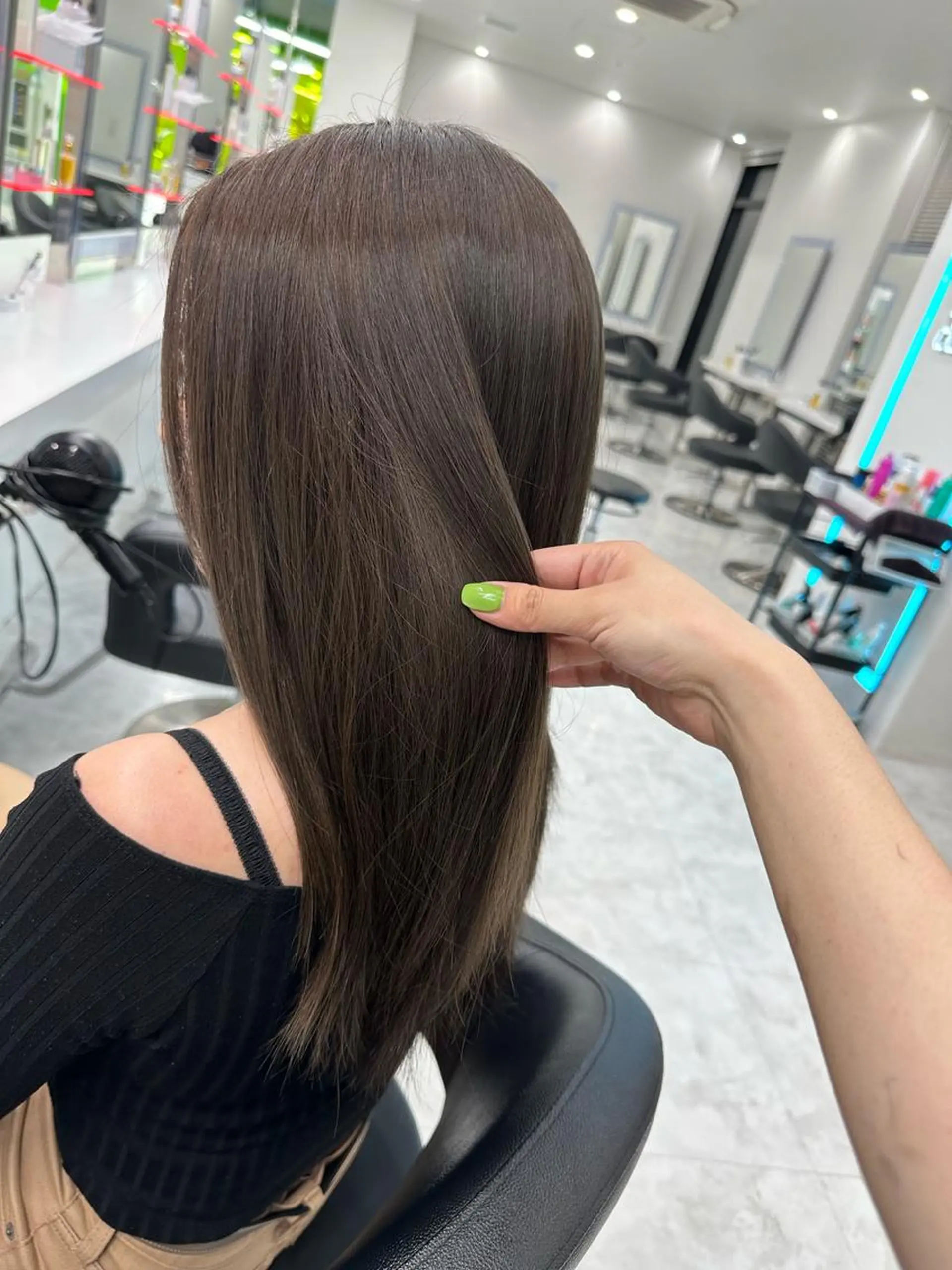 ロング チョコレートブラウン ピンクブラウン ピンクラベンダー 顔周りカット 髪質改善 カット ヘアカラー トリートメント ヘッドスパ 🤎MISAKI 艶髪モテカラー🤎のヘアスタイル