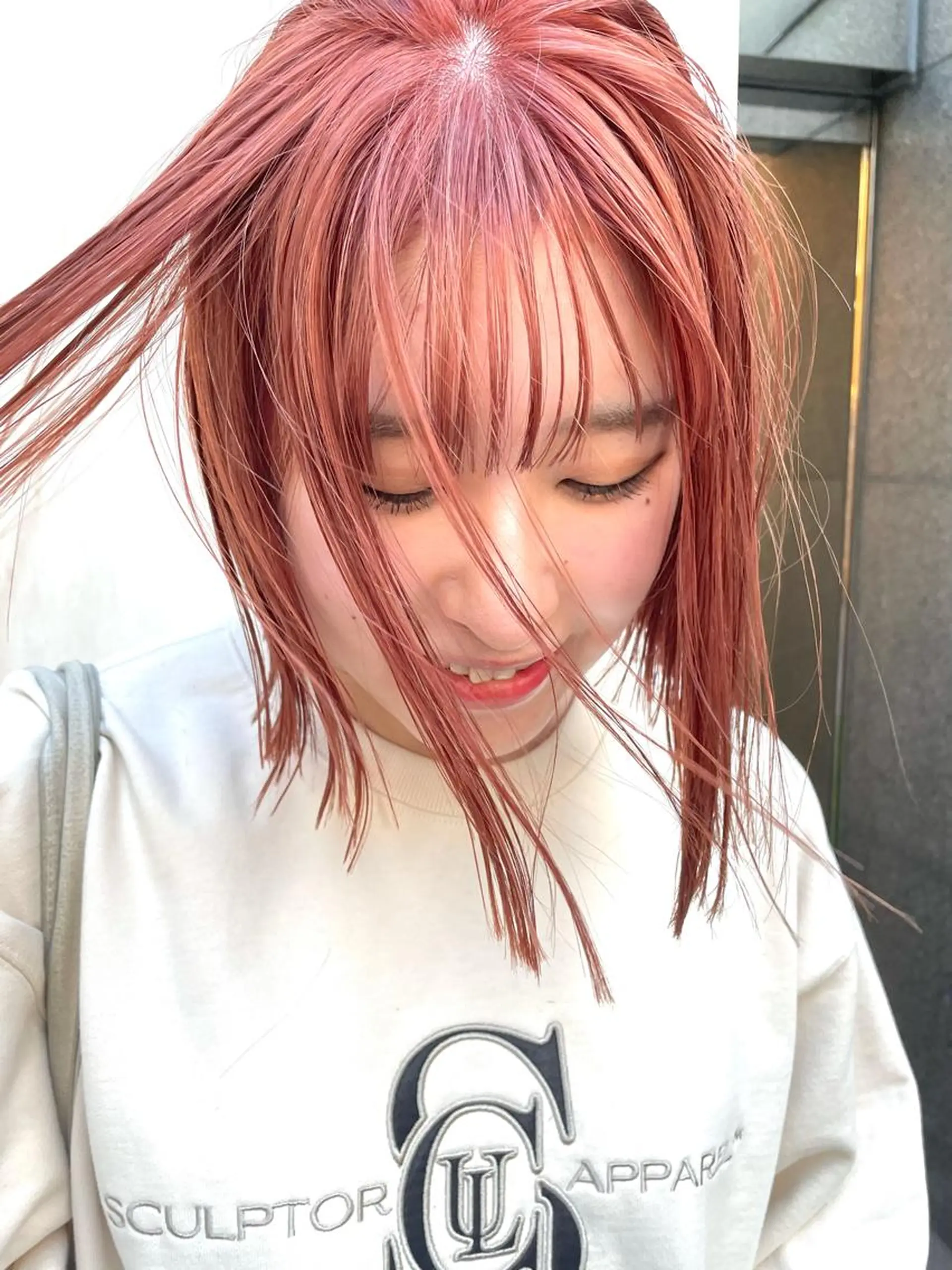 ミディアム カラー パーマ ヘアアレンジ メンズ キッズ ネイル マツエク・マツパ オレンジ カラーマツエク オレンジ カット ヘアカラー トリートメント tatsumi/ボブ ウルフ/レイヤーのヘアスタイル