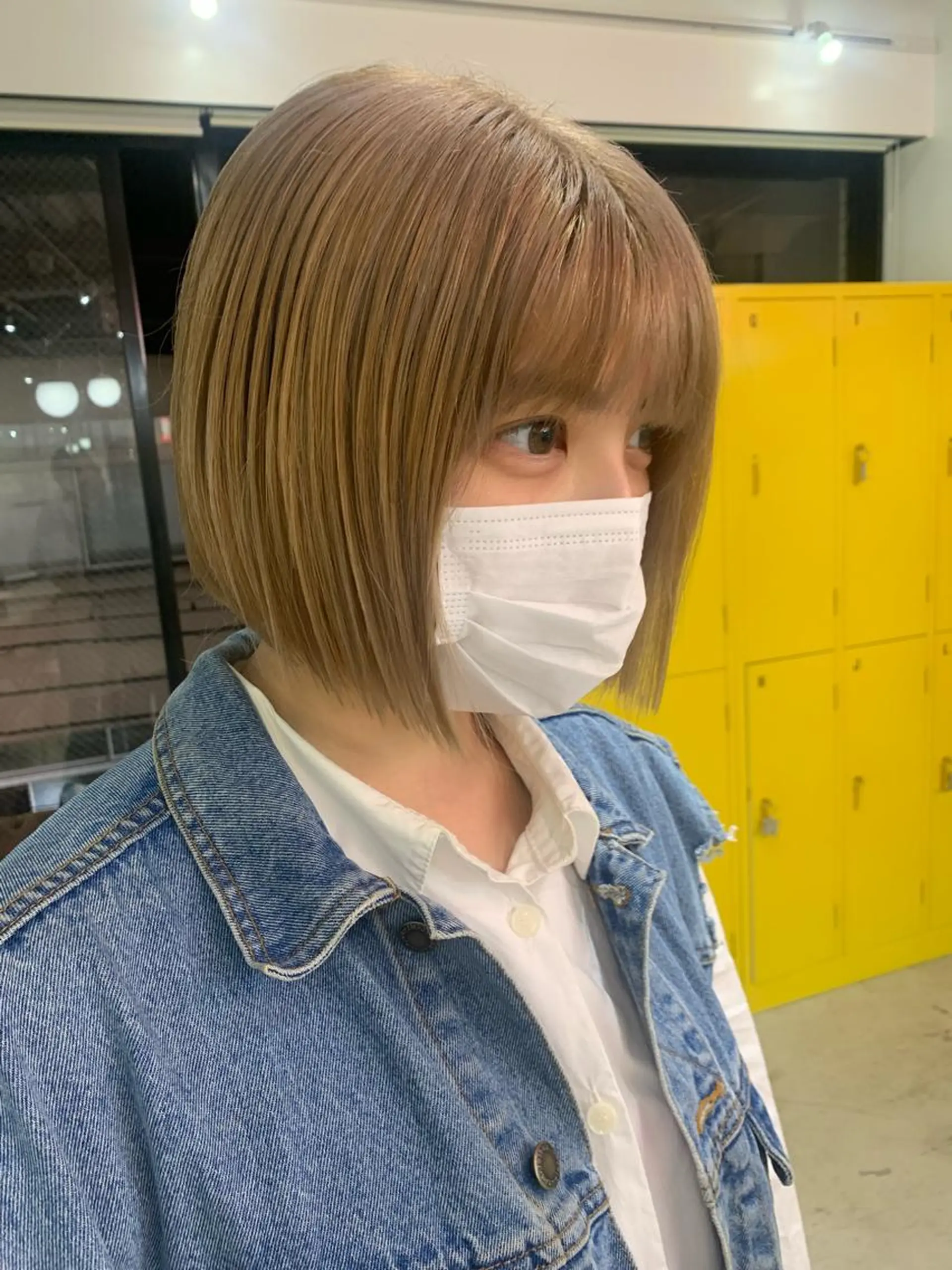 ショート カット ヘアカラー 🧨ブリーチー×ボブ レイヤー💎じゅえるのヘアスタイル