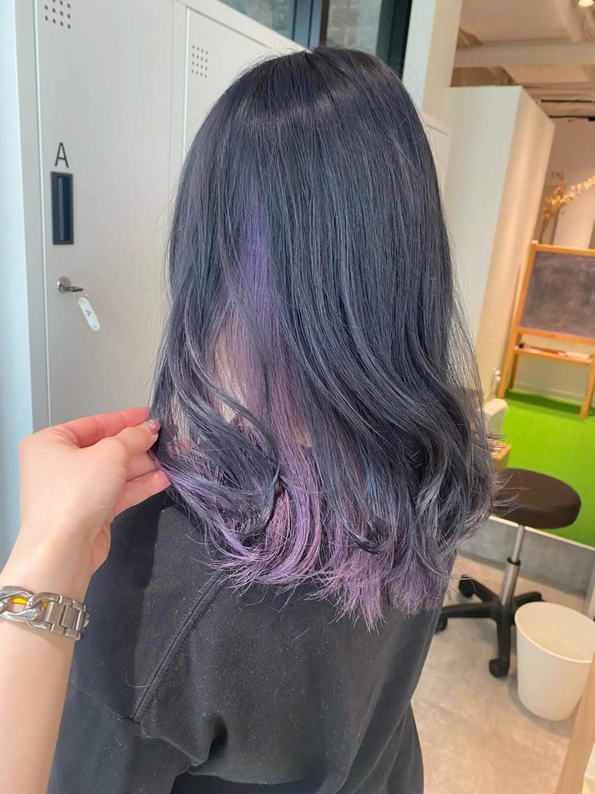 セミロング カラー ブリーチ グレージュ ラベンダーカラー ラベンダーグレージュ ラベンダーグレー カット ヘアカラー オスズ 🎀´-のヘアスタイル