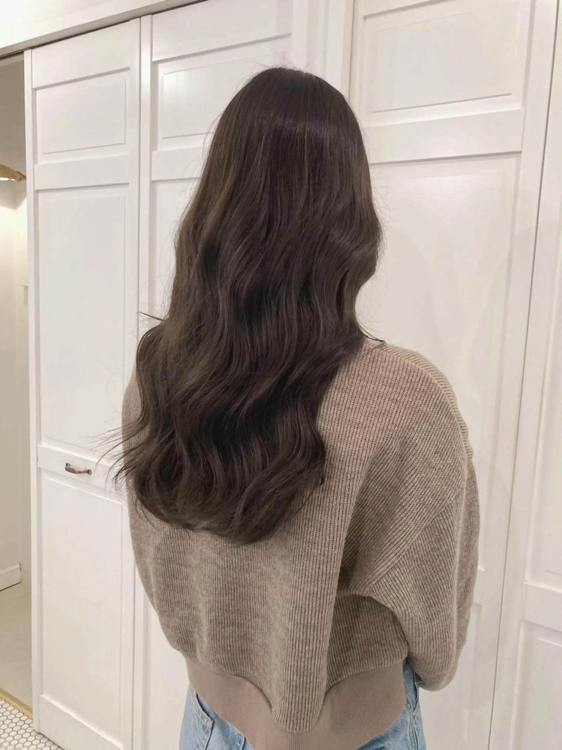 ロング カラー グレージュ オリーブグレージュ オリーブグレー カット ヘアカラー お洒落ベージュ🤎 代官山shibukiのヘアスタイル