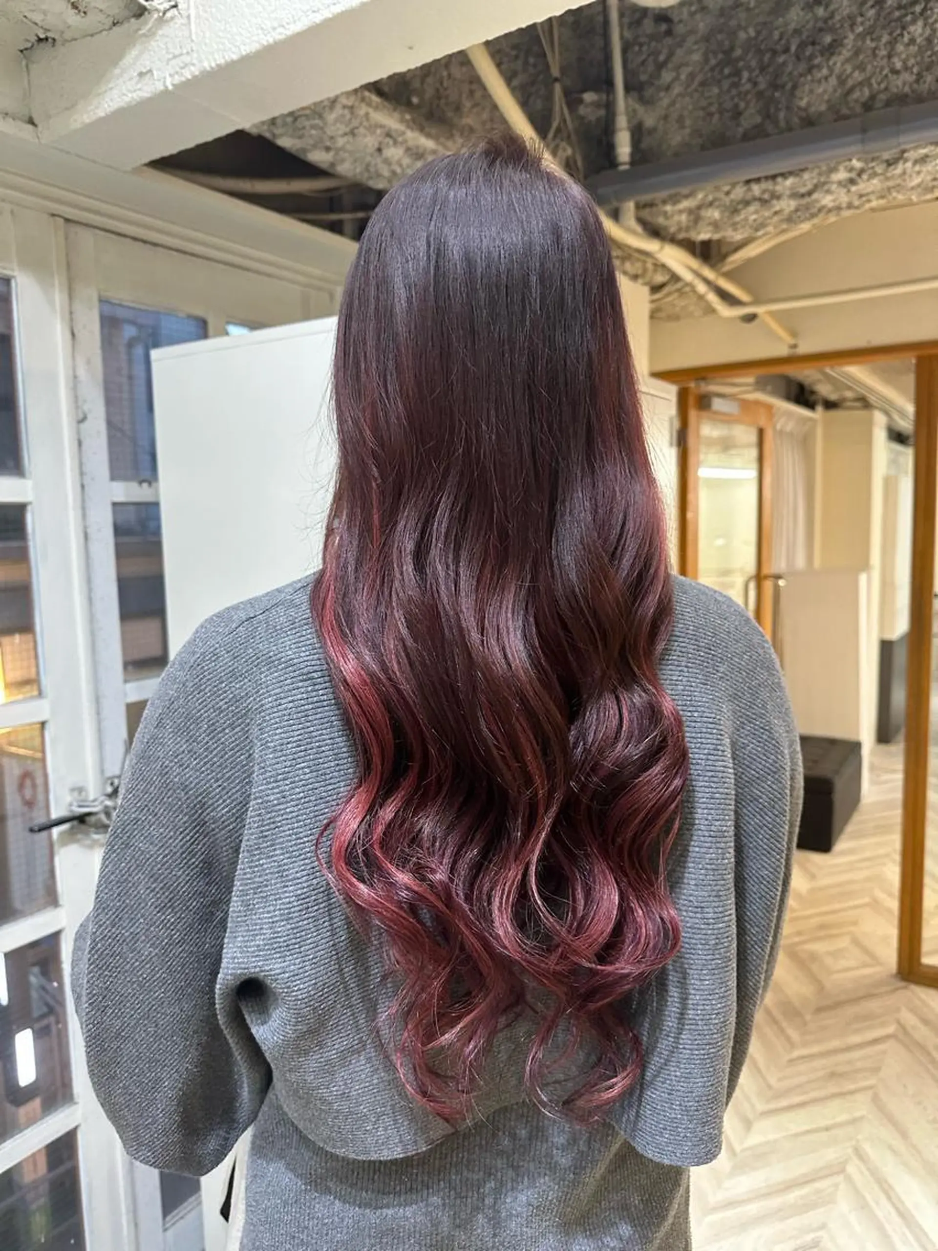 ロング エクステ 韓国ヘア×ハイトーン AYA💫のヘアスタイル