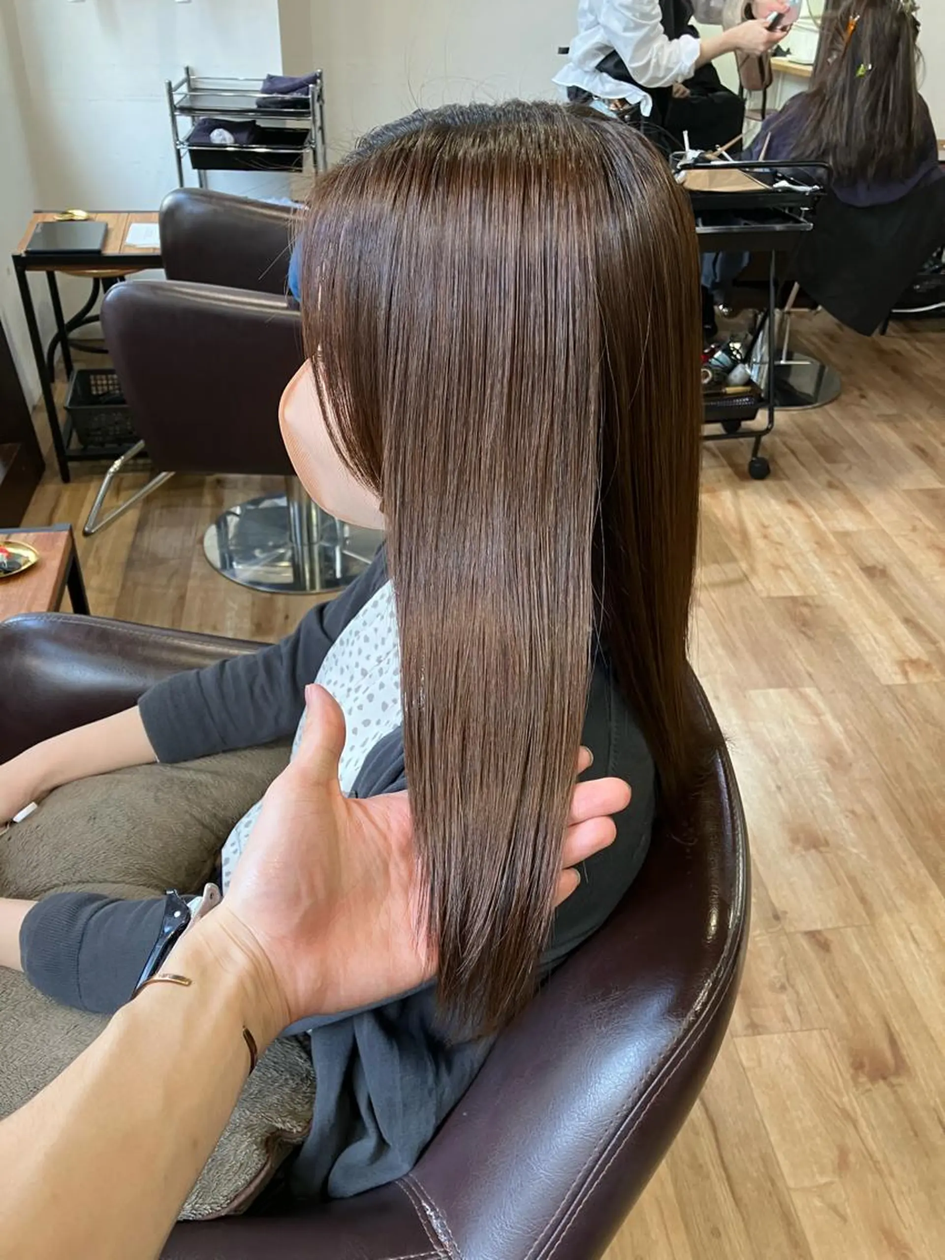 ミディアム カラー 🍀髪質改善、カラー TAICHI🍀のヘアスタイル
