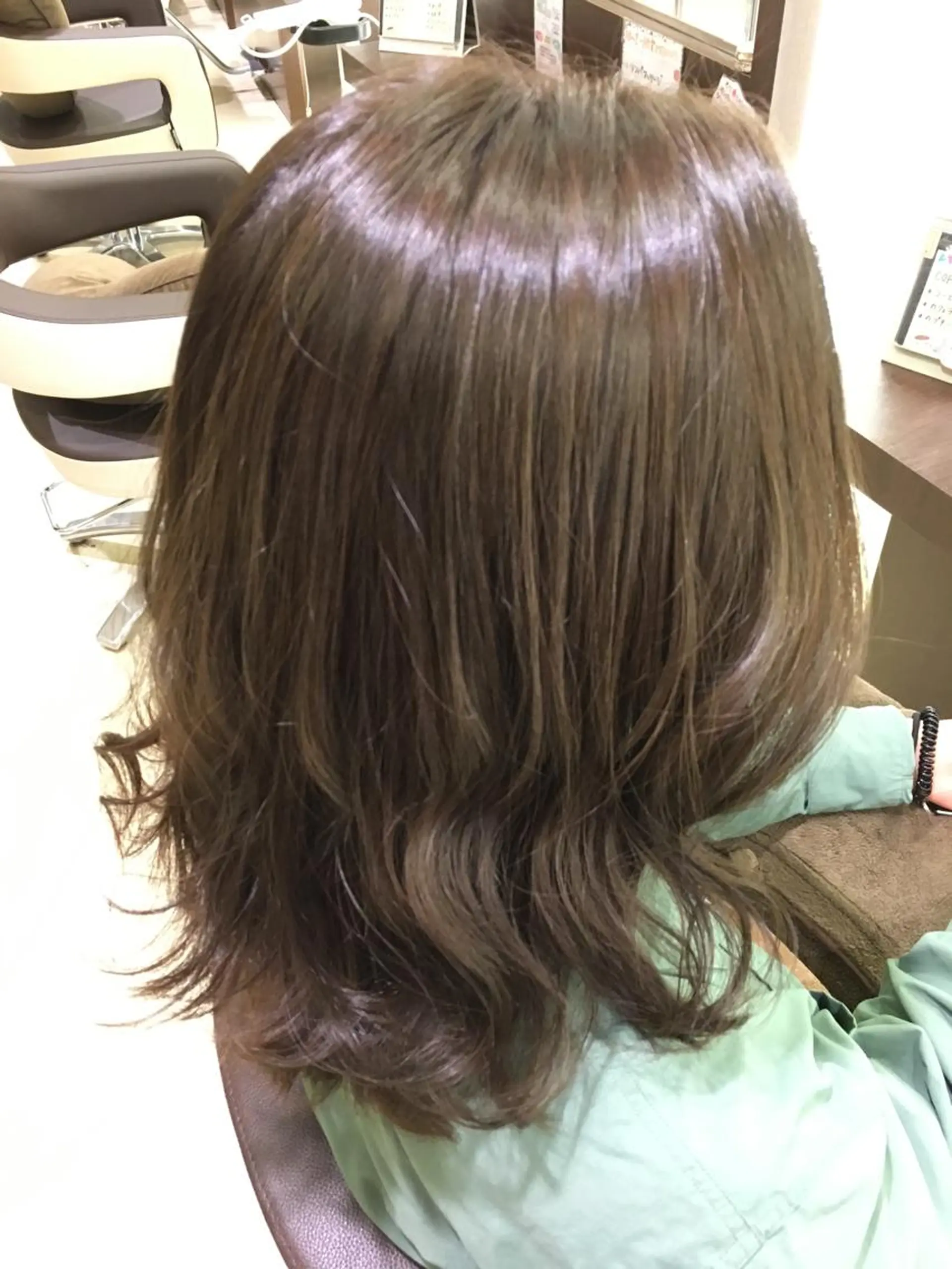 ミディアム カラー 伊藤 元気のヘアスタイル