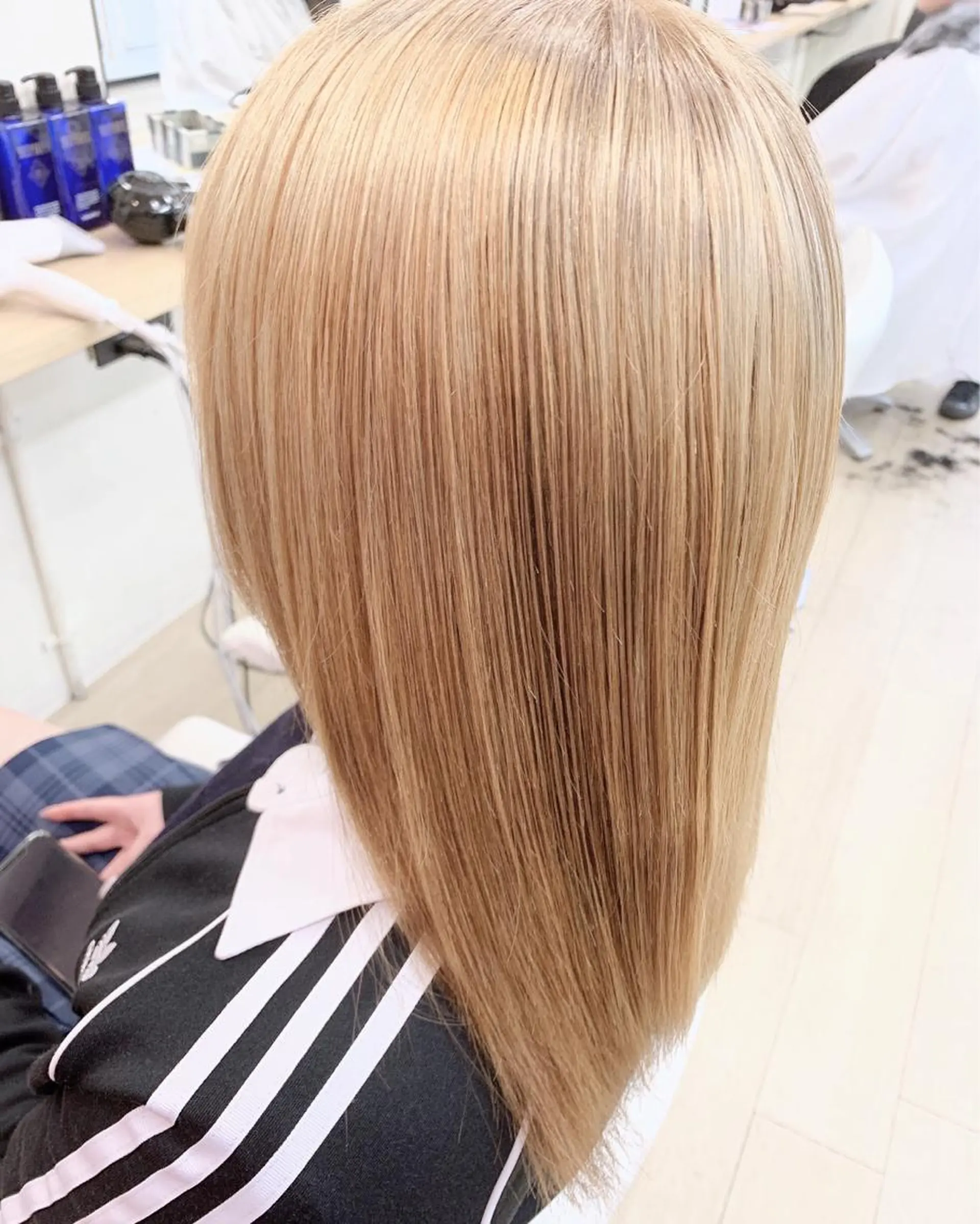 ロング カラー ブロンド ヘアカラー トリートメント Gemini代表 Maedaのヘアスタイル