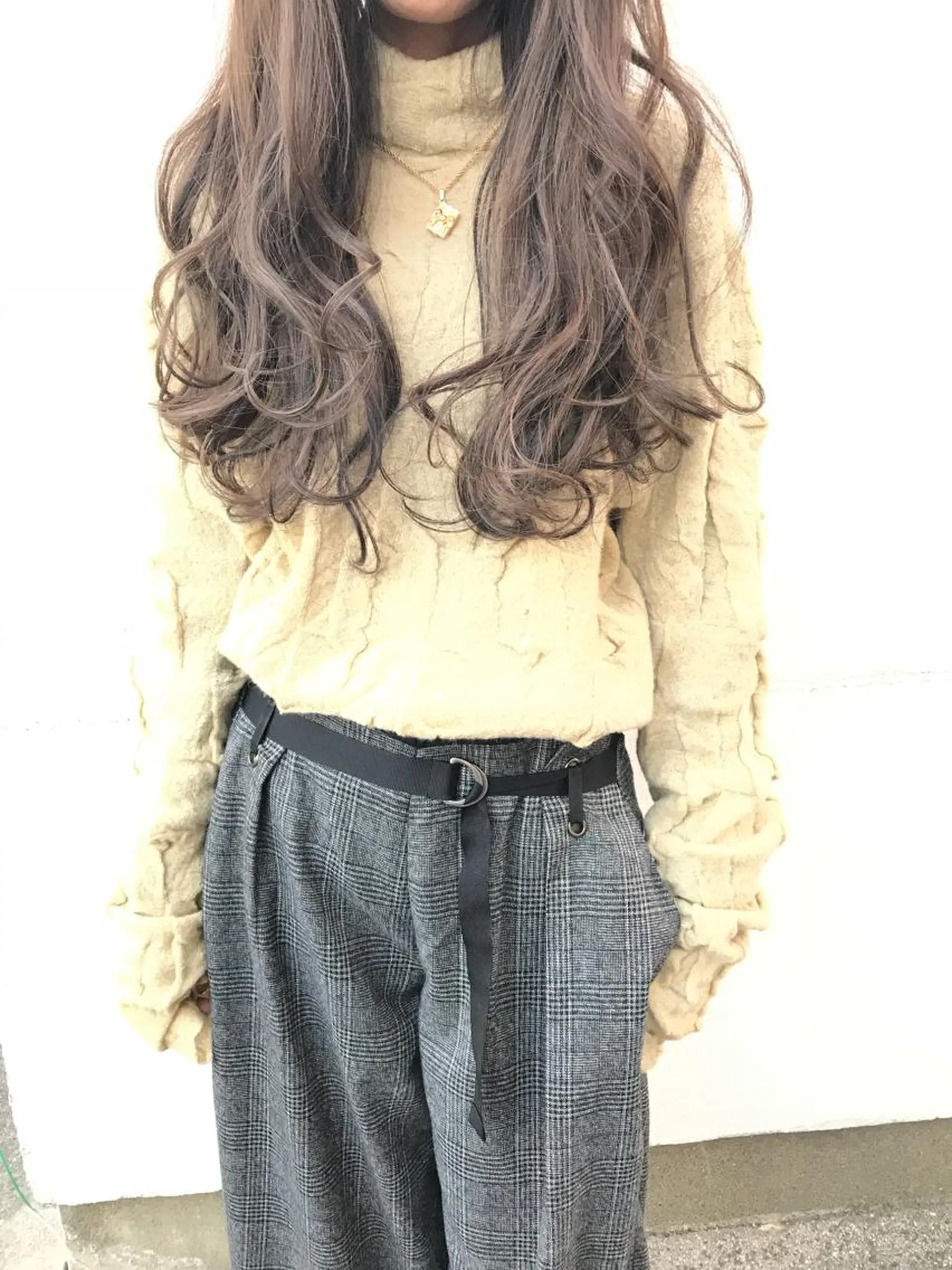 ロング カラー ヘアアレンジ バレイヤージュ ベージュカラー ブリーチ グラデーションカラー ハイライトカラー Mariana/ 鶴原-ハイライトのヘアスタイル