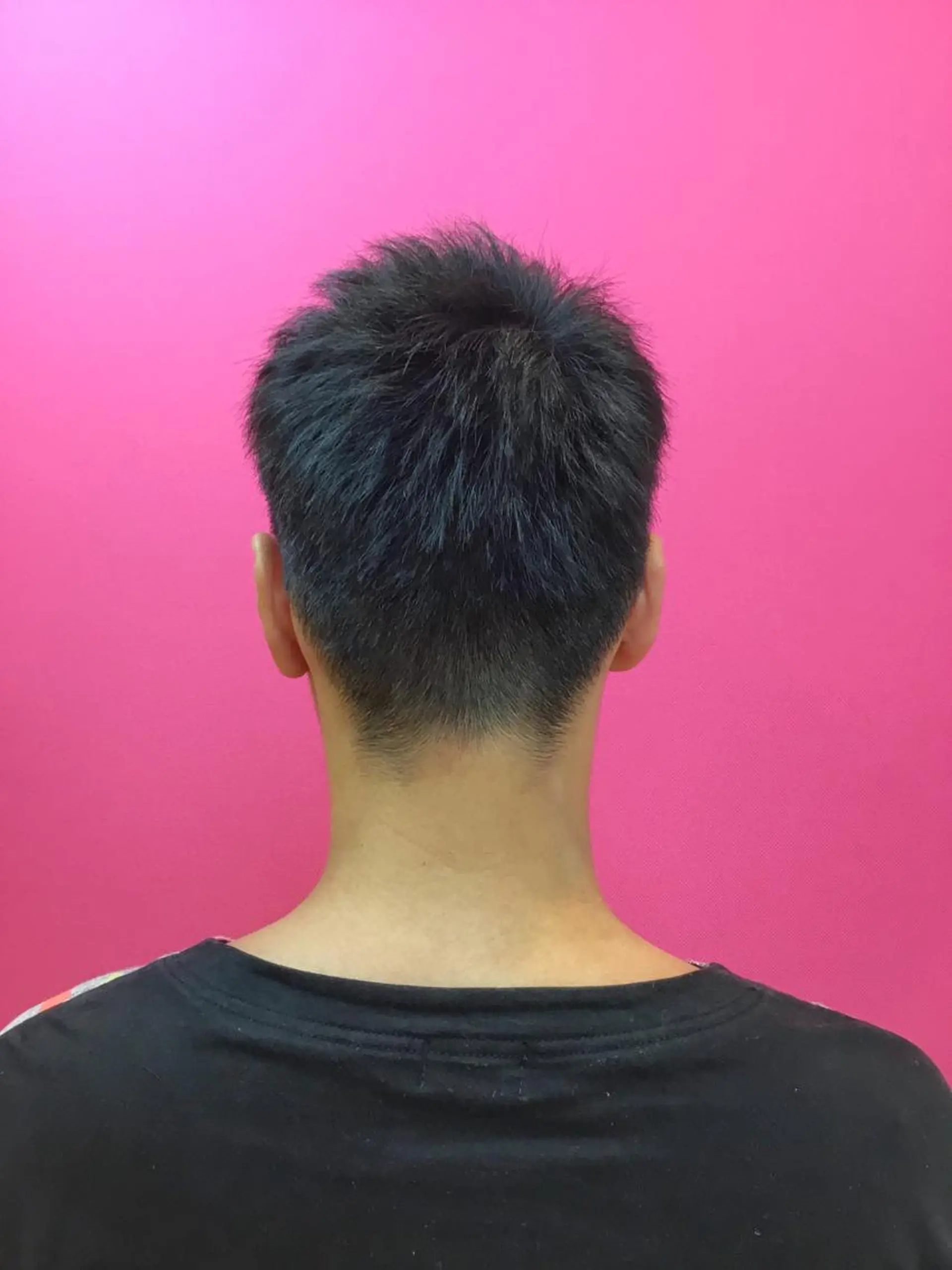 ショート メンズ 刈り上げ 齋藤 らいのヘアスタイル