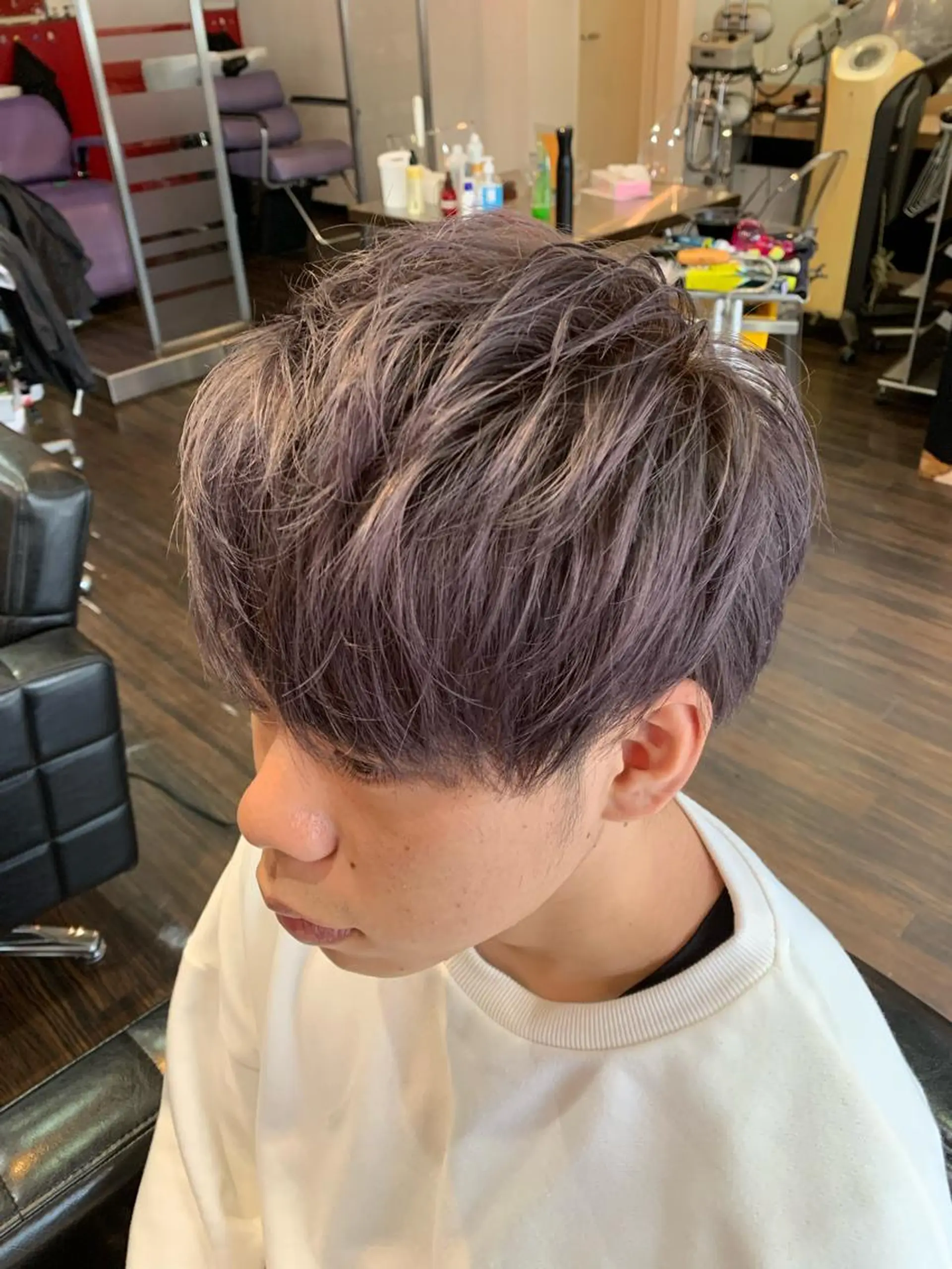 ショート カラー ダブルカラー パープルカラー カット ヘアカラー 西尾 太郎のヘアスタイル