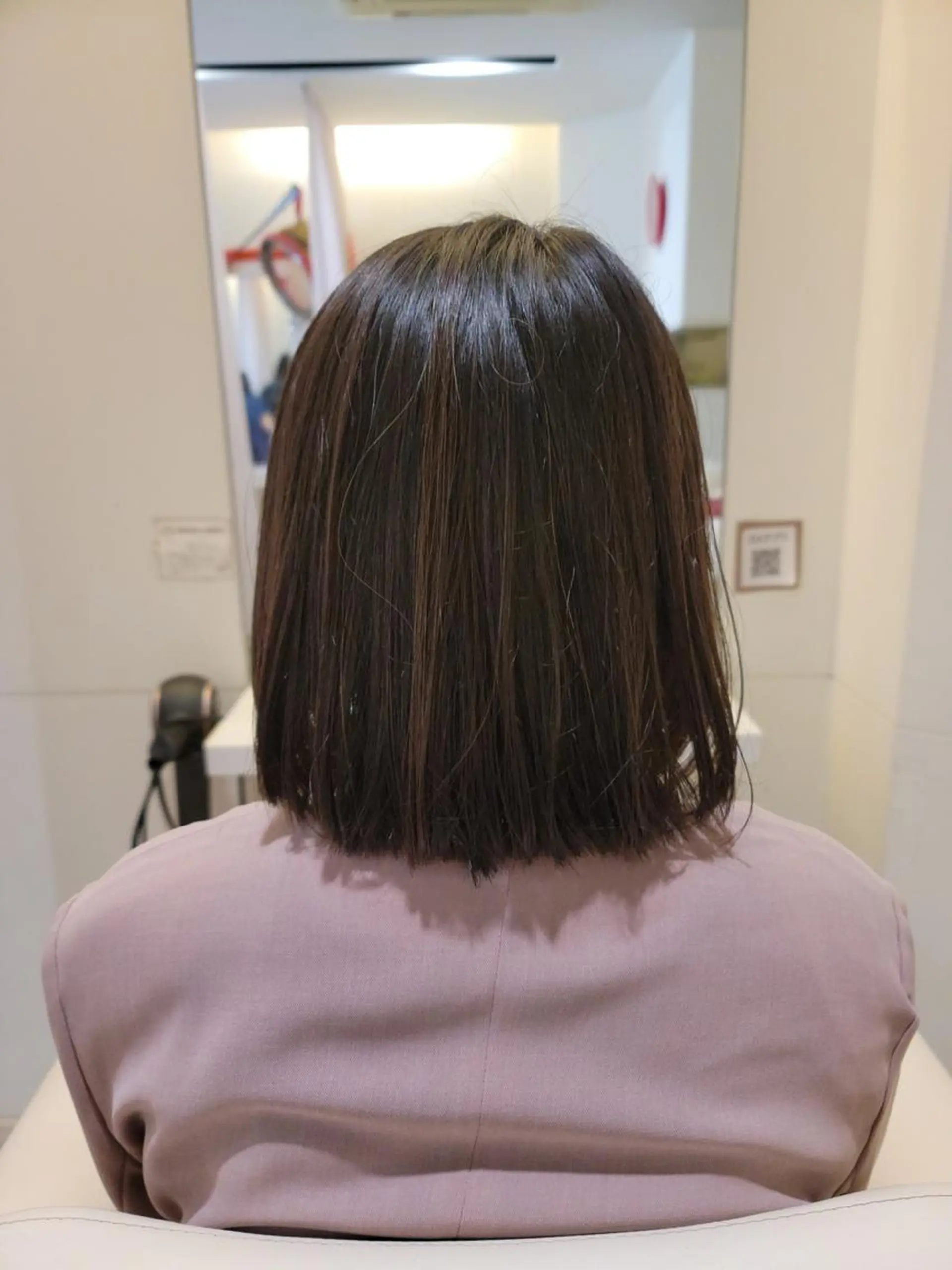 ミディアム ボブ カット ヘアカラー 鈴木 翠のヘアスタイル
